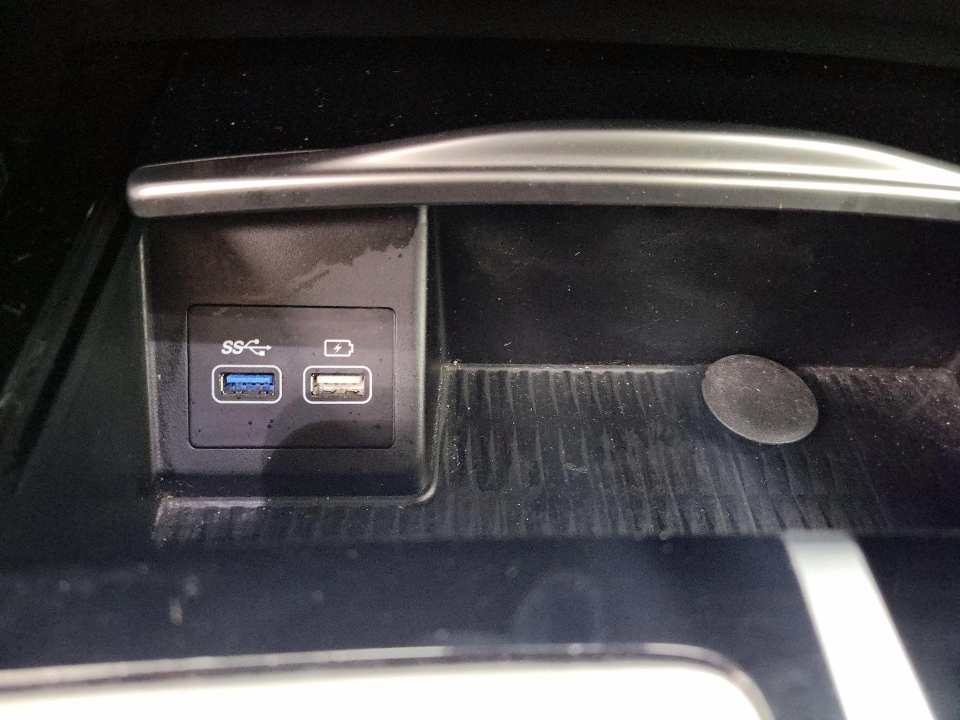 Thumbnail: 2023 Genesis G80 - 19