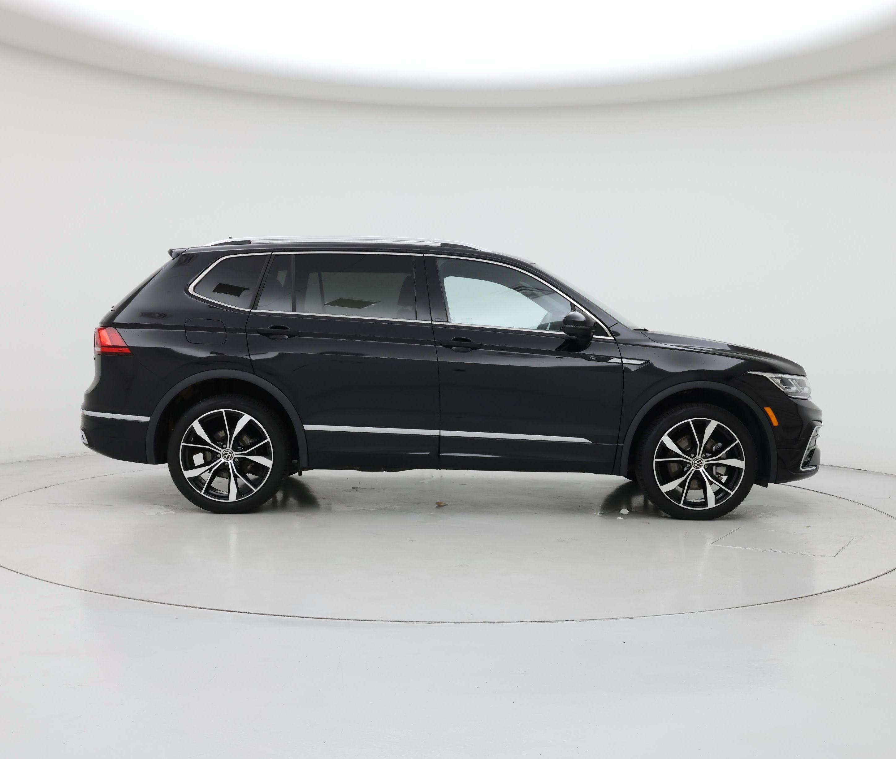 Thumbnail: 2022 Volkswagen Tiguan - 7