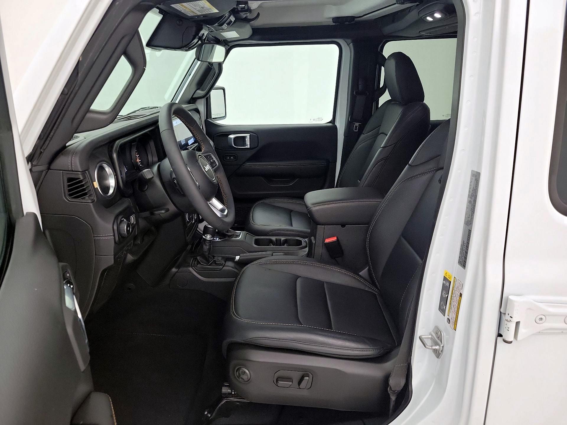 Thumbnail: 2024 Jeep Wrangler - 11