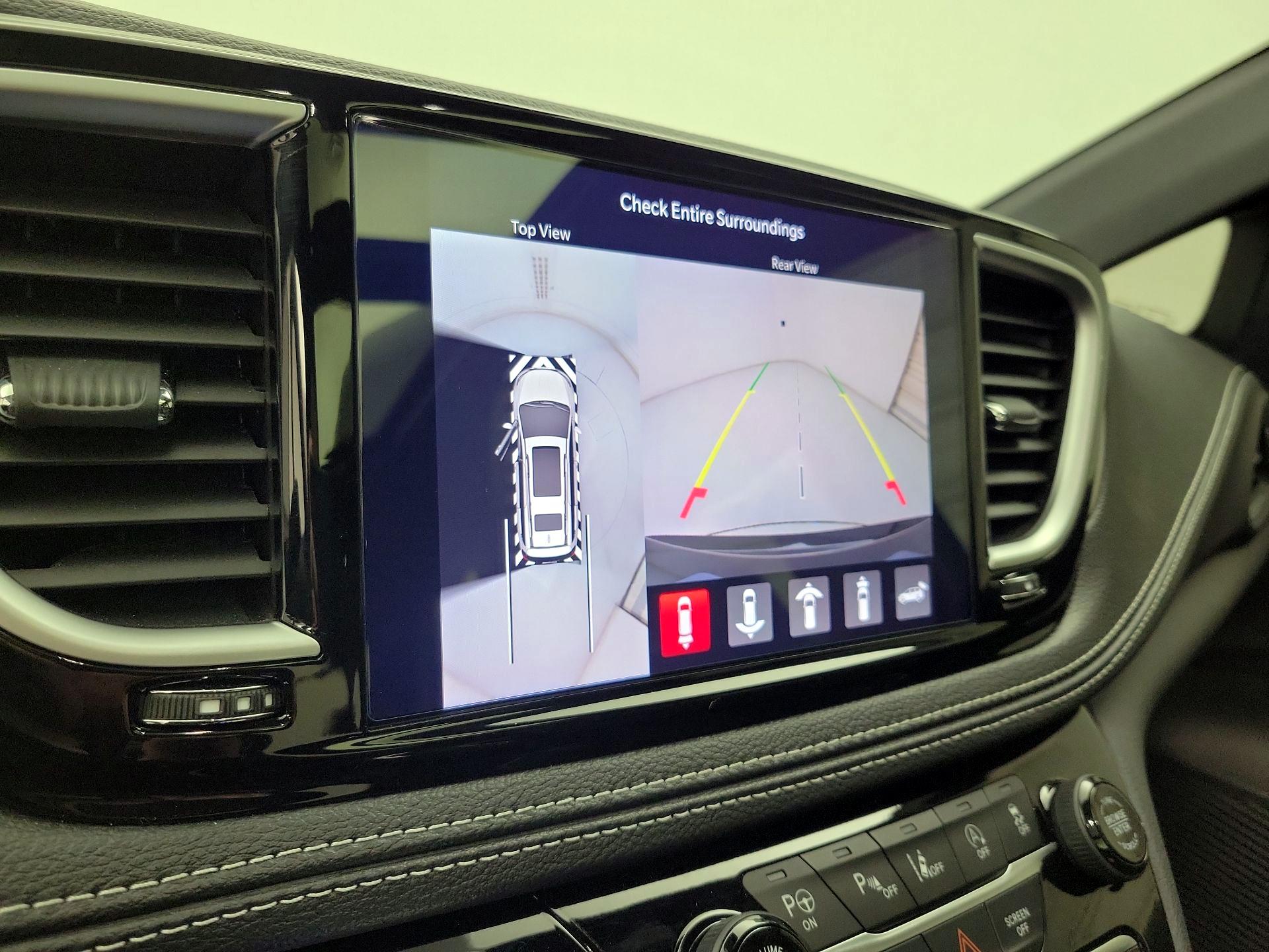 Thumbnail: 2024 Chrysler Pacifica - 15