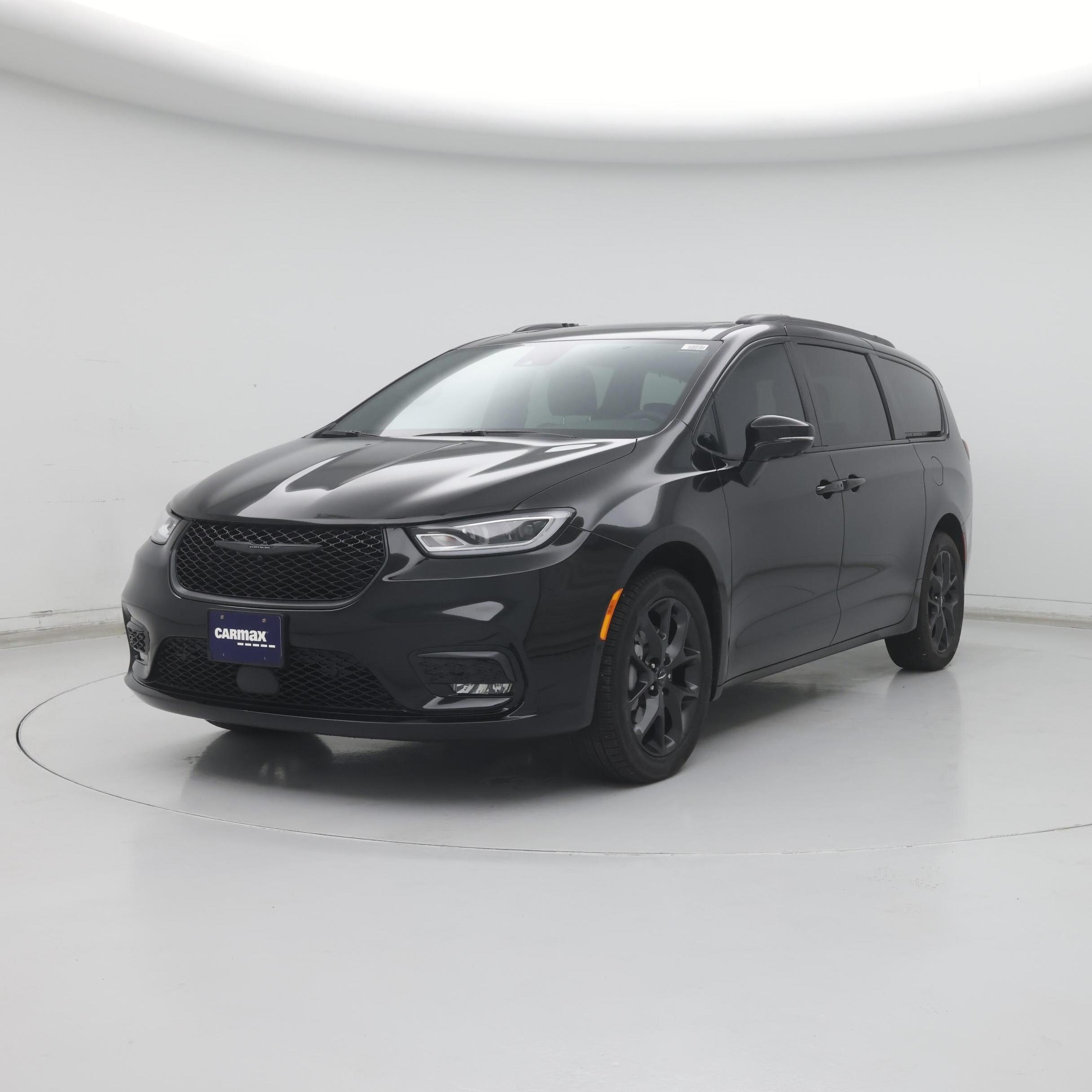 Thumbnail: 2024 Chrysler Pacifica - 4