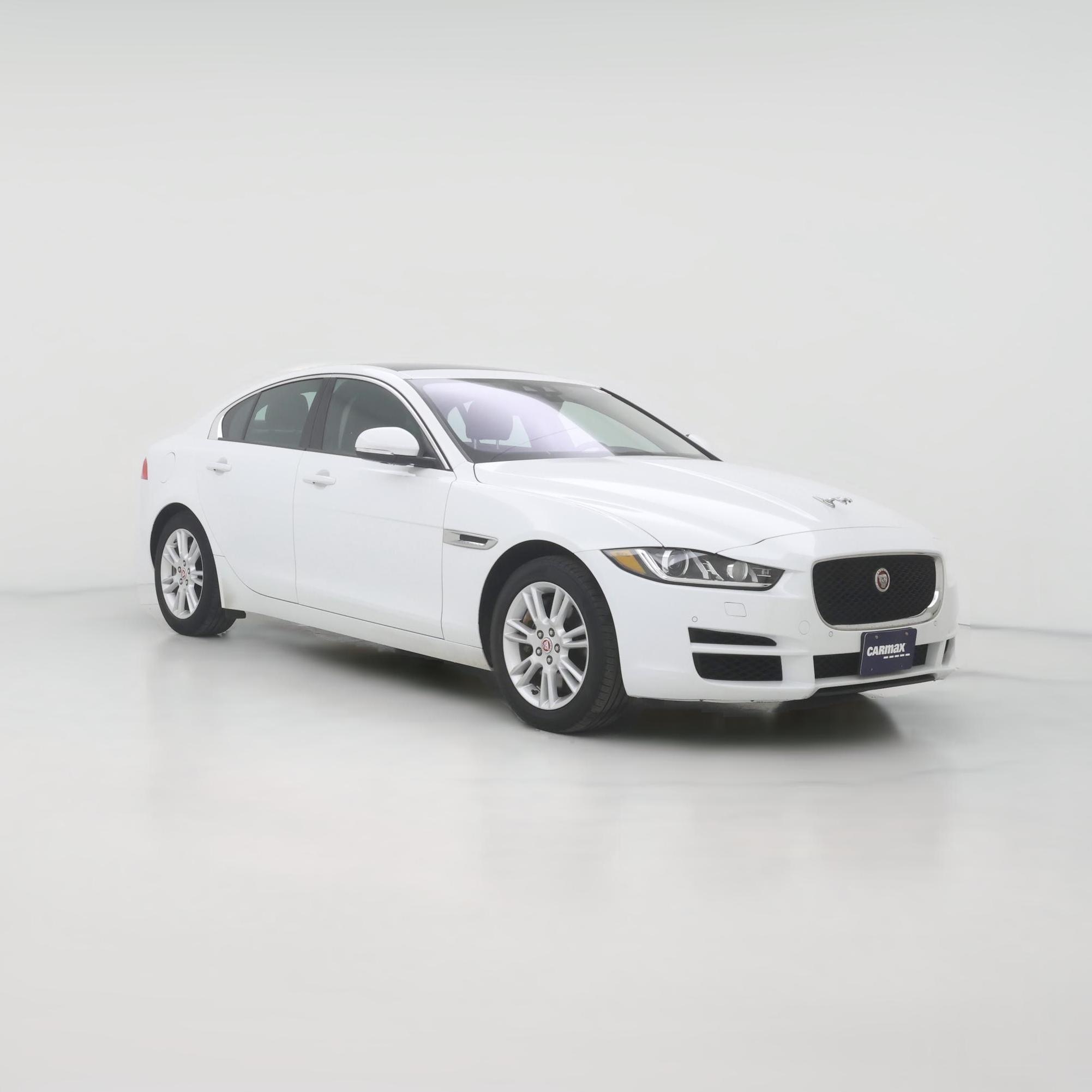 Thumbnail: 2018 Jaguar XE - 1