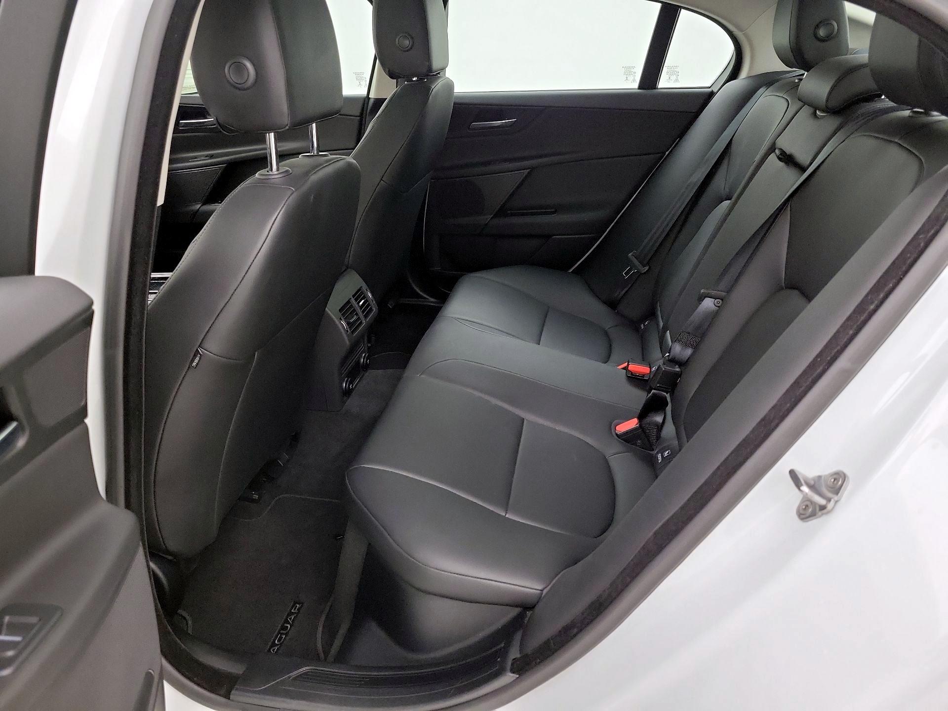 Thumbnail: 2018 Jaguar XE - 20