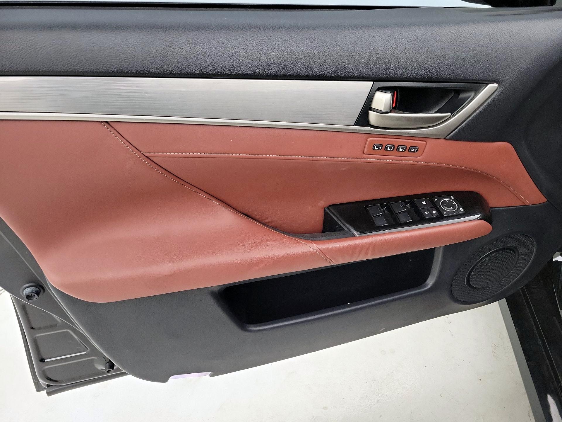 Thumbnail: 2014 Lexus GS - 12