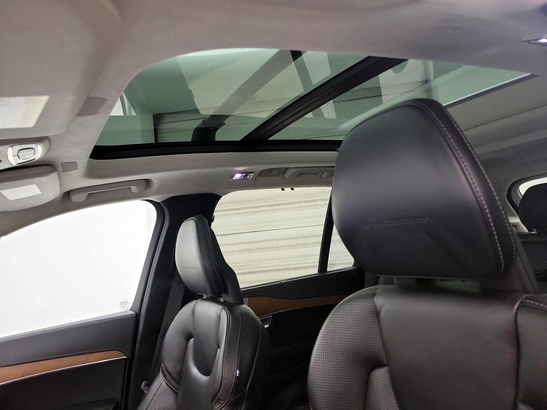 Thumbnail: 2017 Volvo XC90 - 19