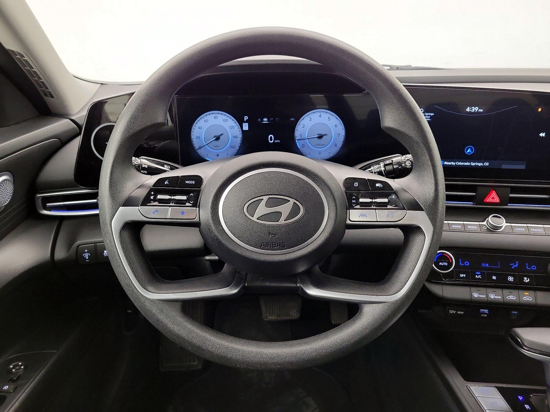 Thumbnail: 2024 Hyundai Elantra - 10