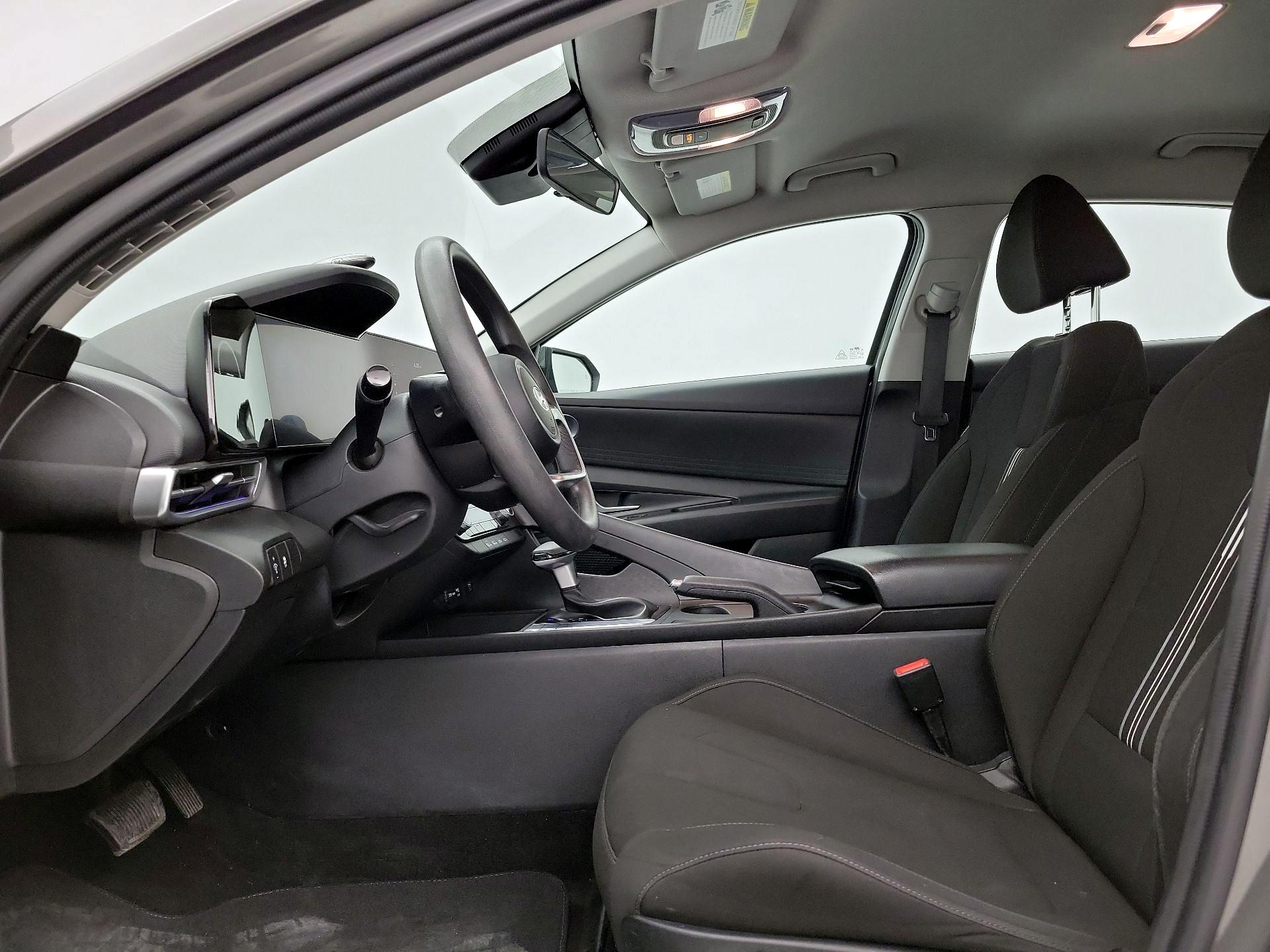 Thumbnail: 2024 Hyundai Elantra - 11