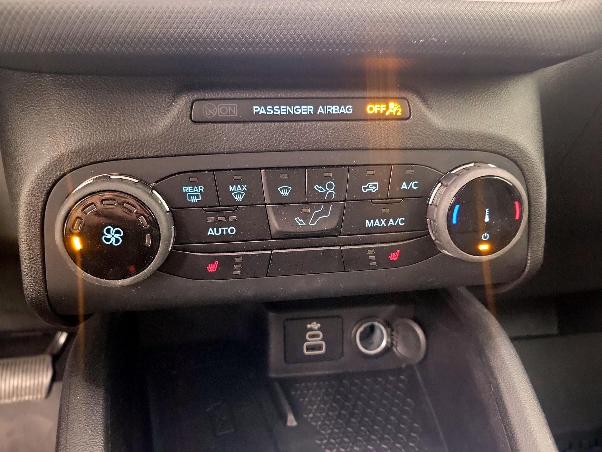 Thumbnail: 2024 Ford Bronco Sport - 16