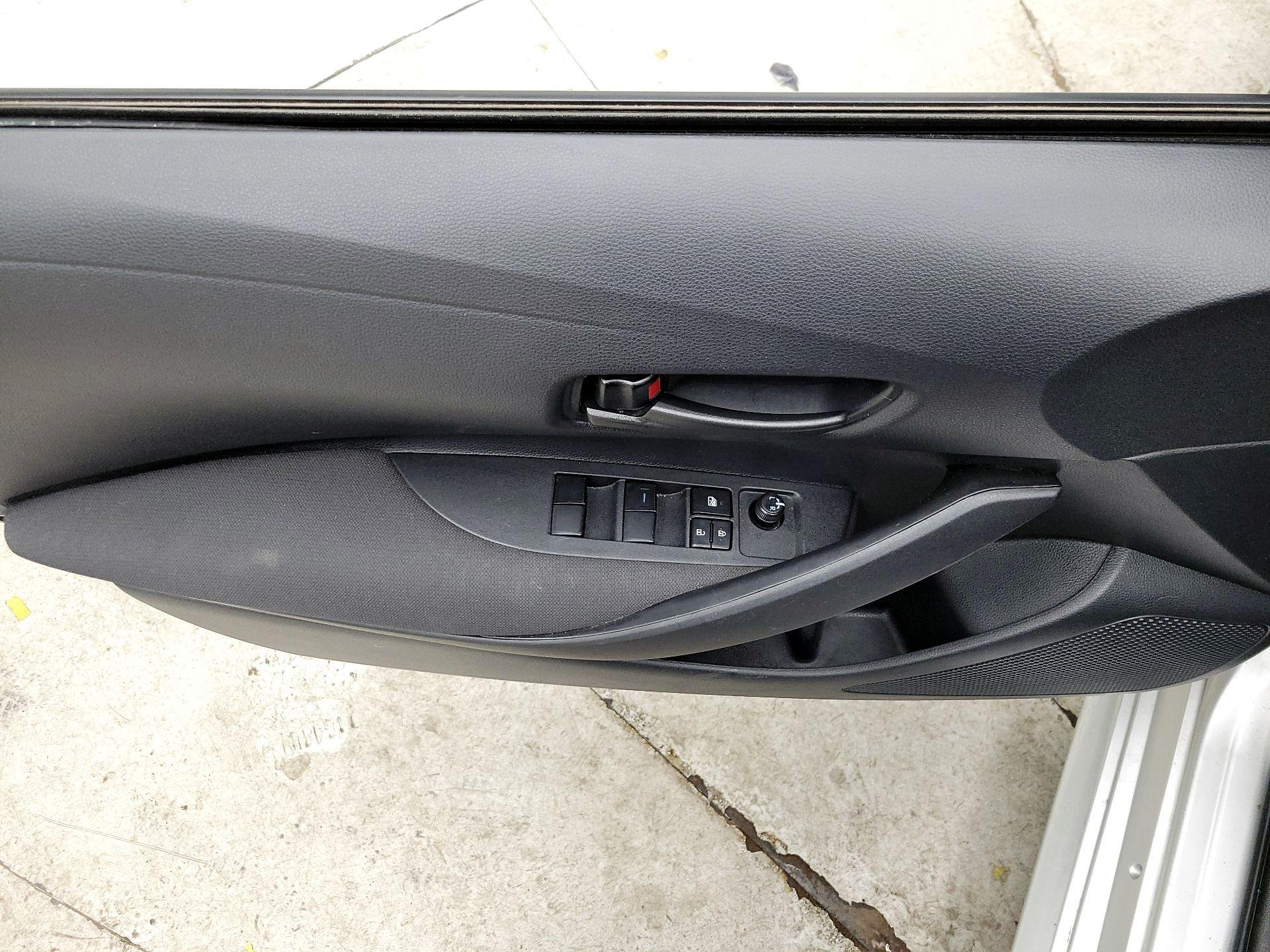 Thumbnail: 2025 Toyota Corolla - 12