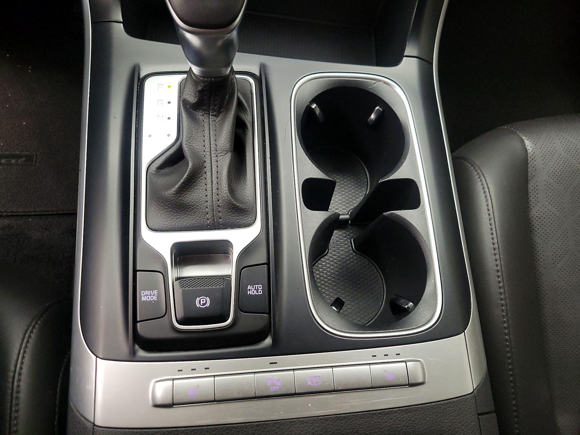 Thumbnail: 2024 Kia Carnival - 17