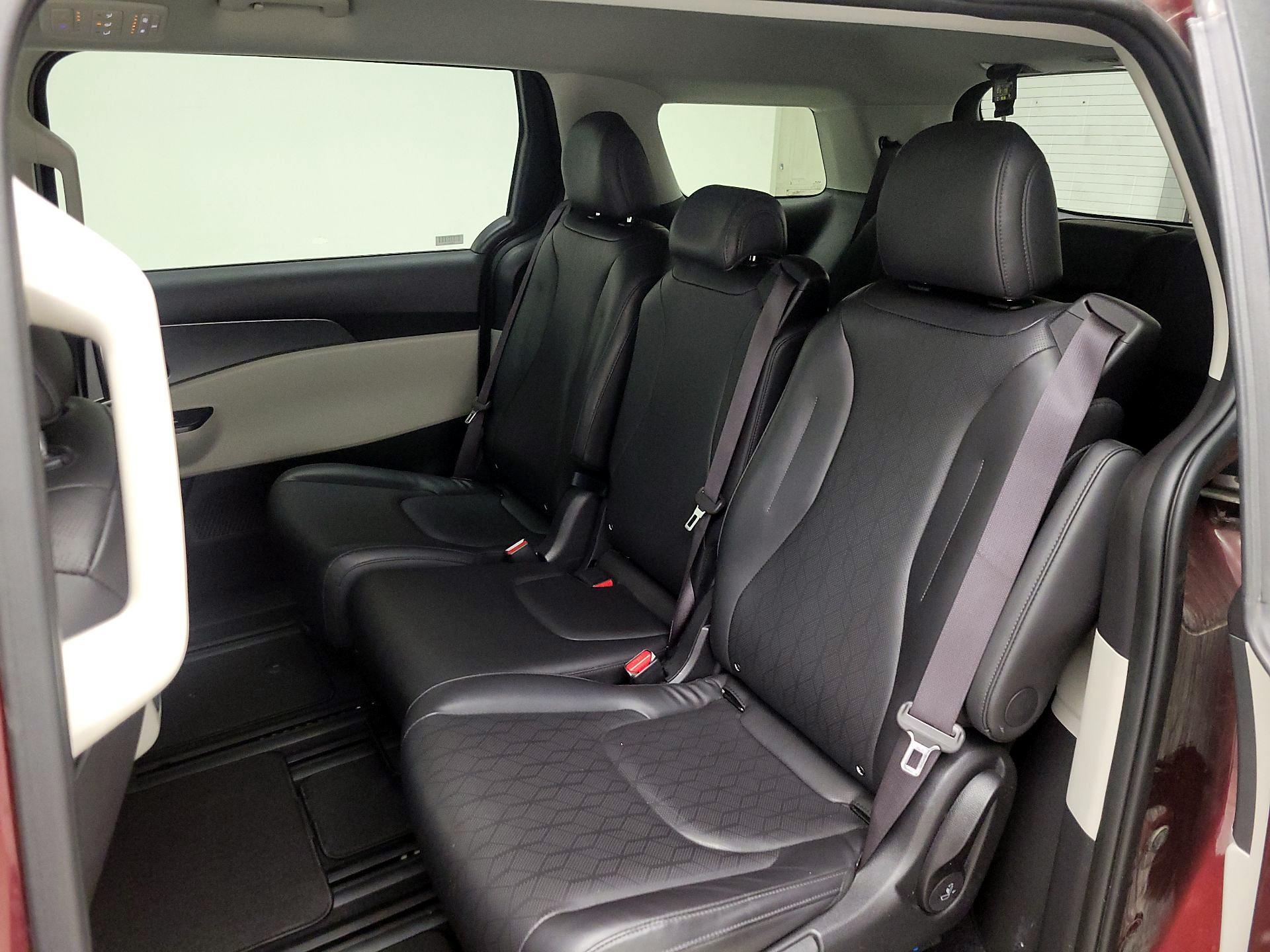 Thumbnail: 2024 Kia Carnival - 19