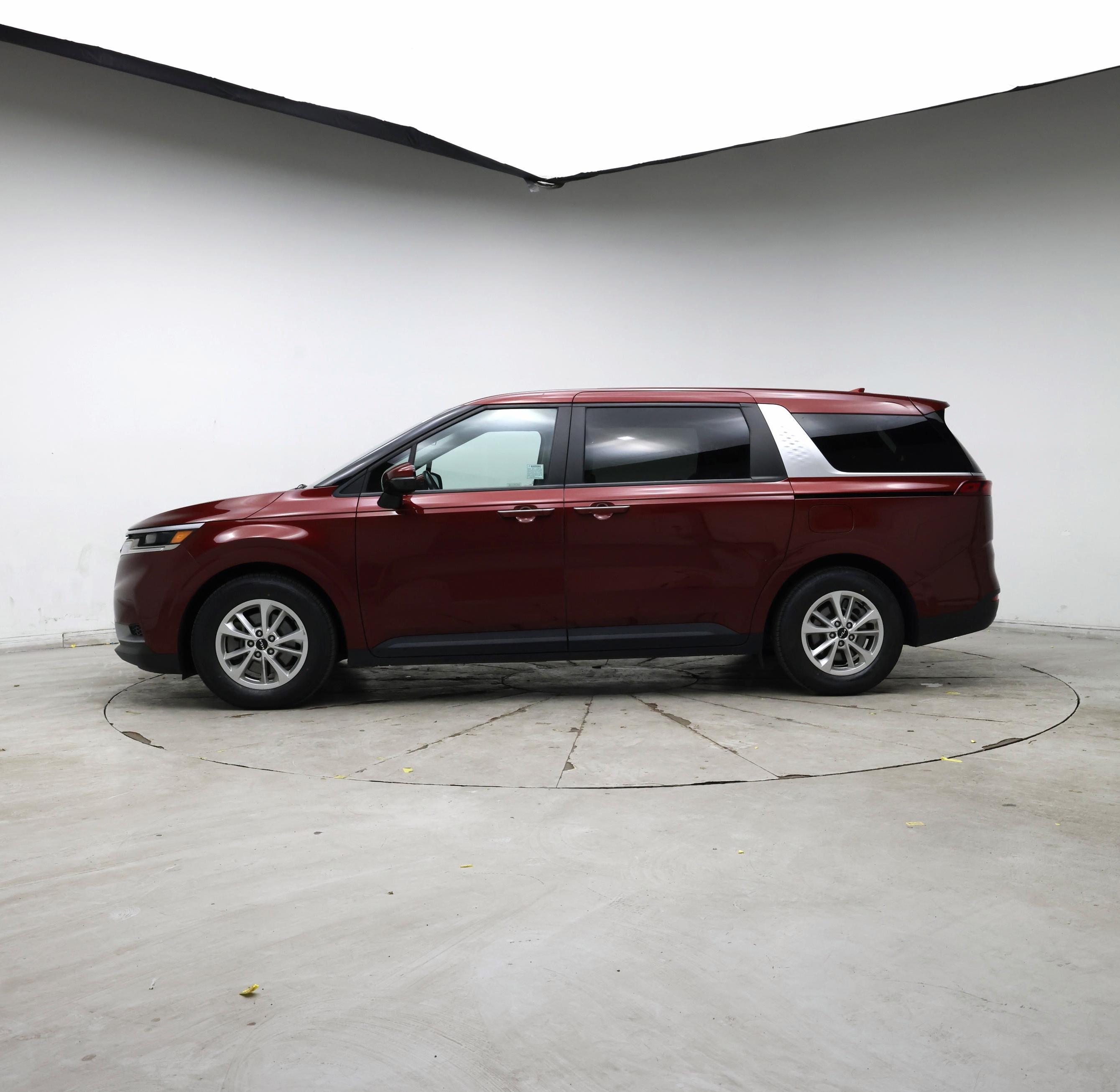 Thumbnail: 2024 Kia Carnival - 3