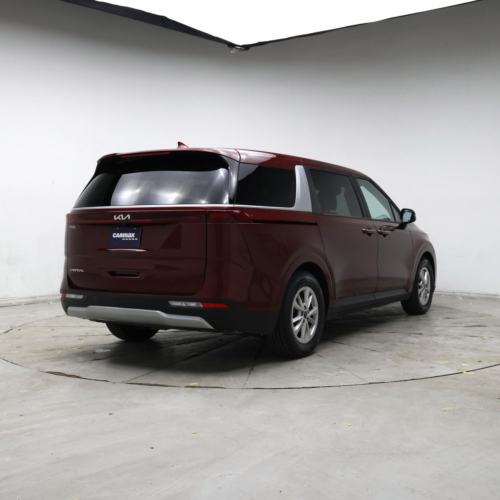 Thumbnail: 2024 Kia Carnival - 8