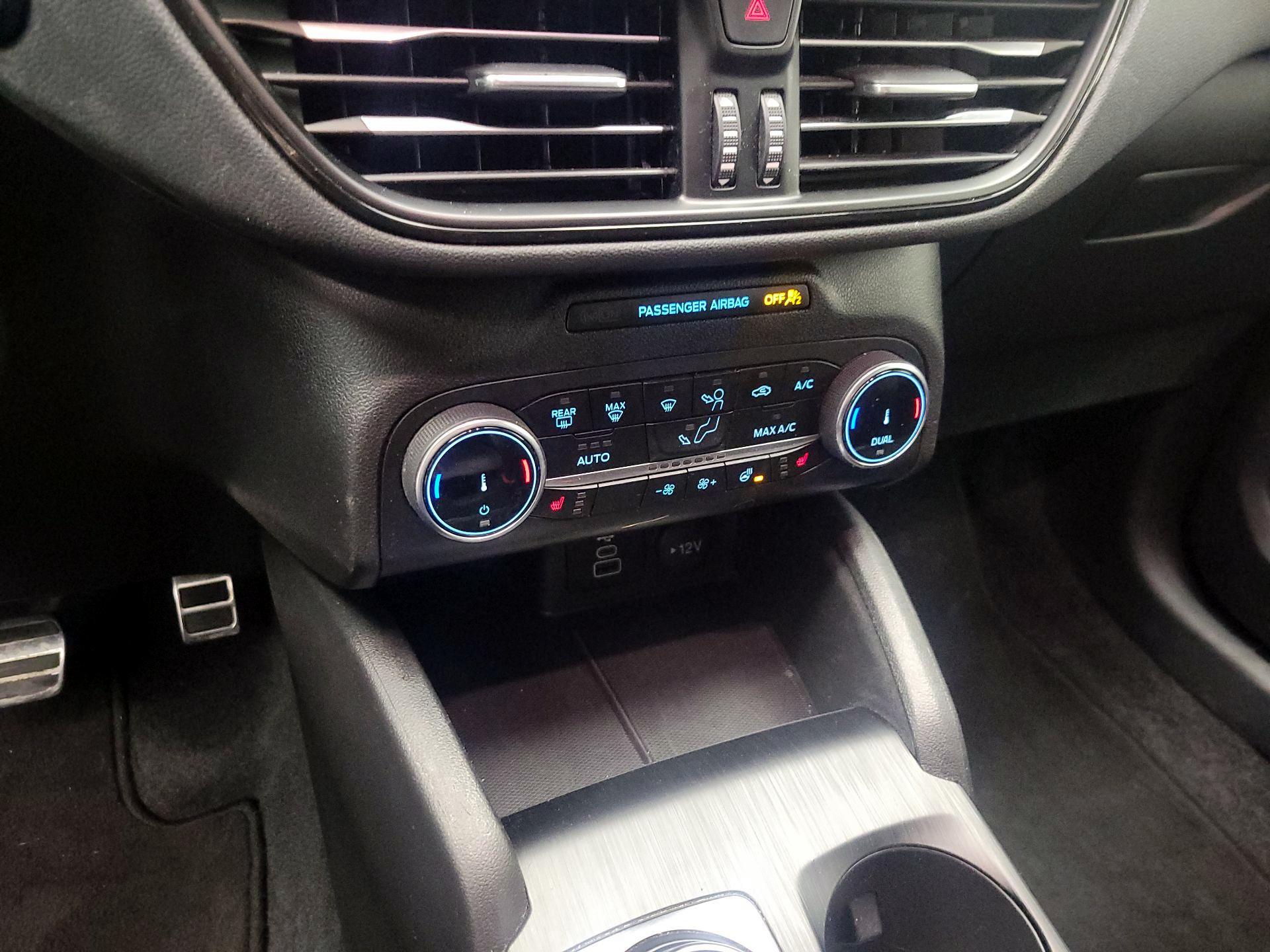 Thumbnail: 2024 Ford Escape - 16