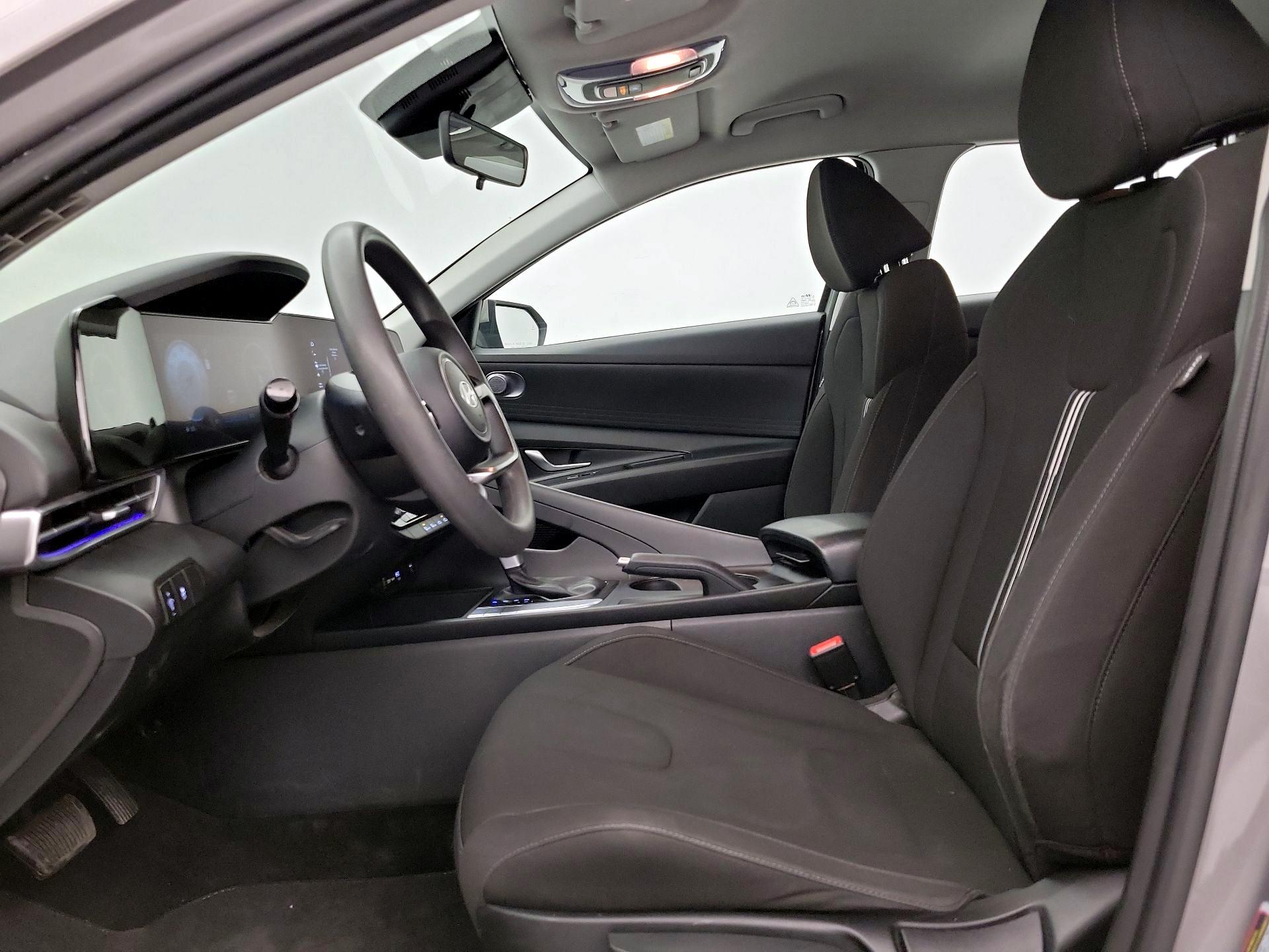 Thumbnail: 2024 Hyundai Elantra - 11