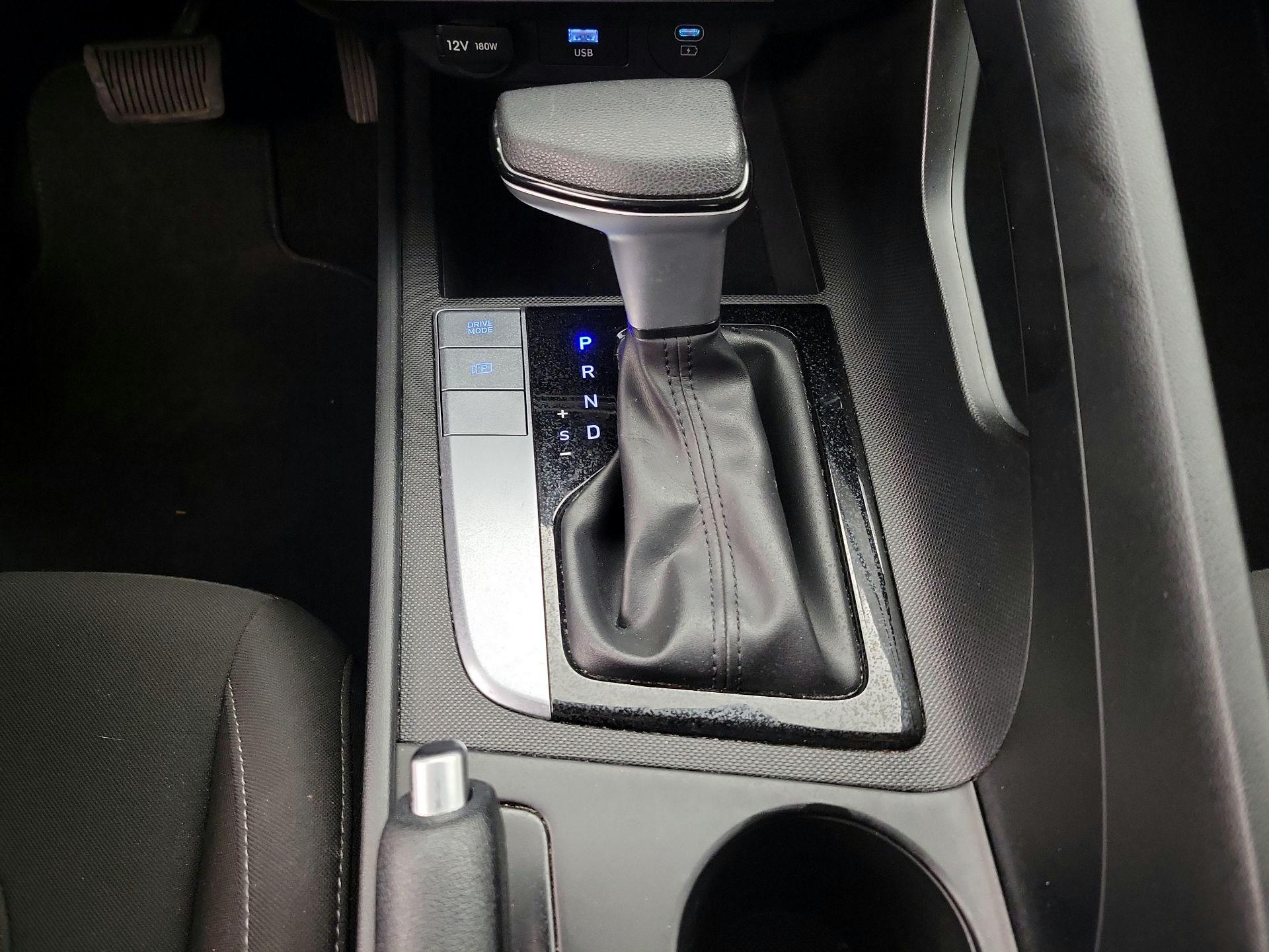 Thumbnail: 2024 Hyundai Elantra - 18