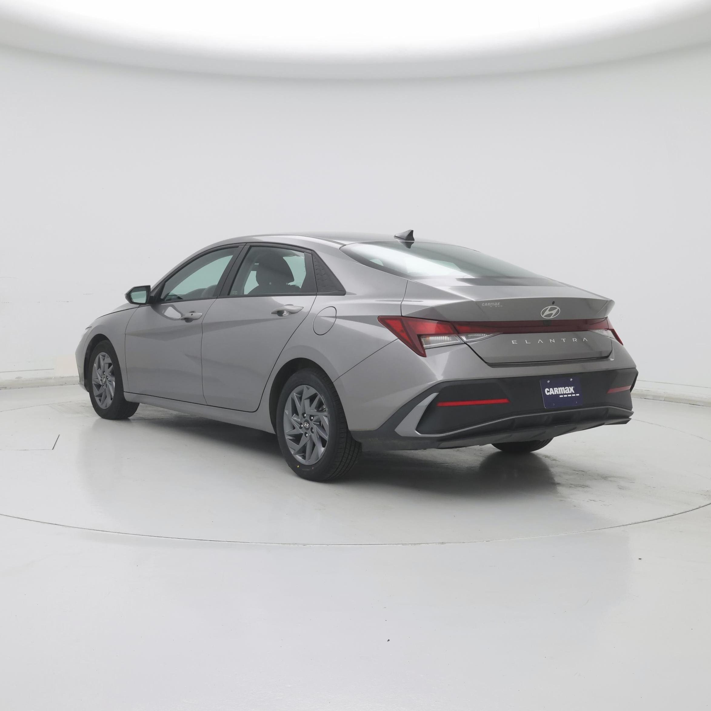 Thumbnail: 2024 Hyundai Elantra - 2