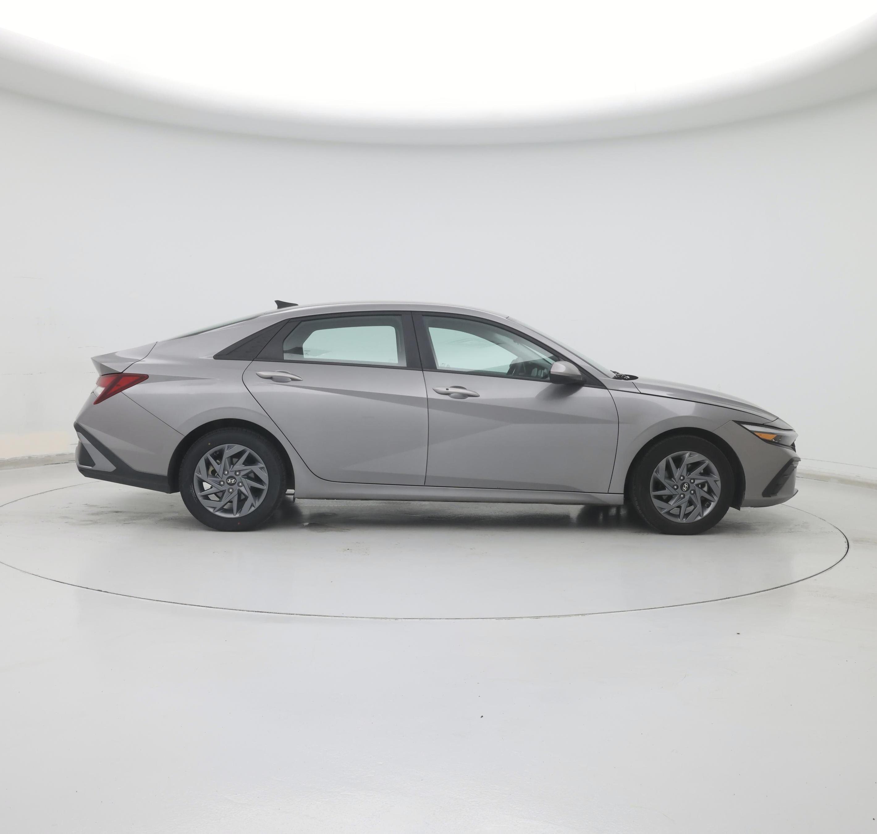 Thumbnail: 2024 Hyundai Elantra - 7