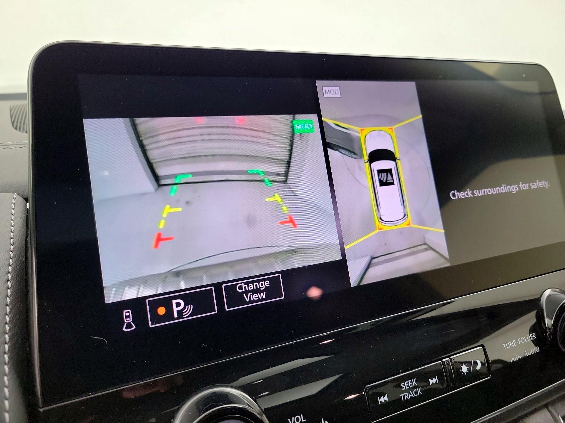 Thumbnail: 2024 INFINITI QX80 - 15