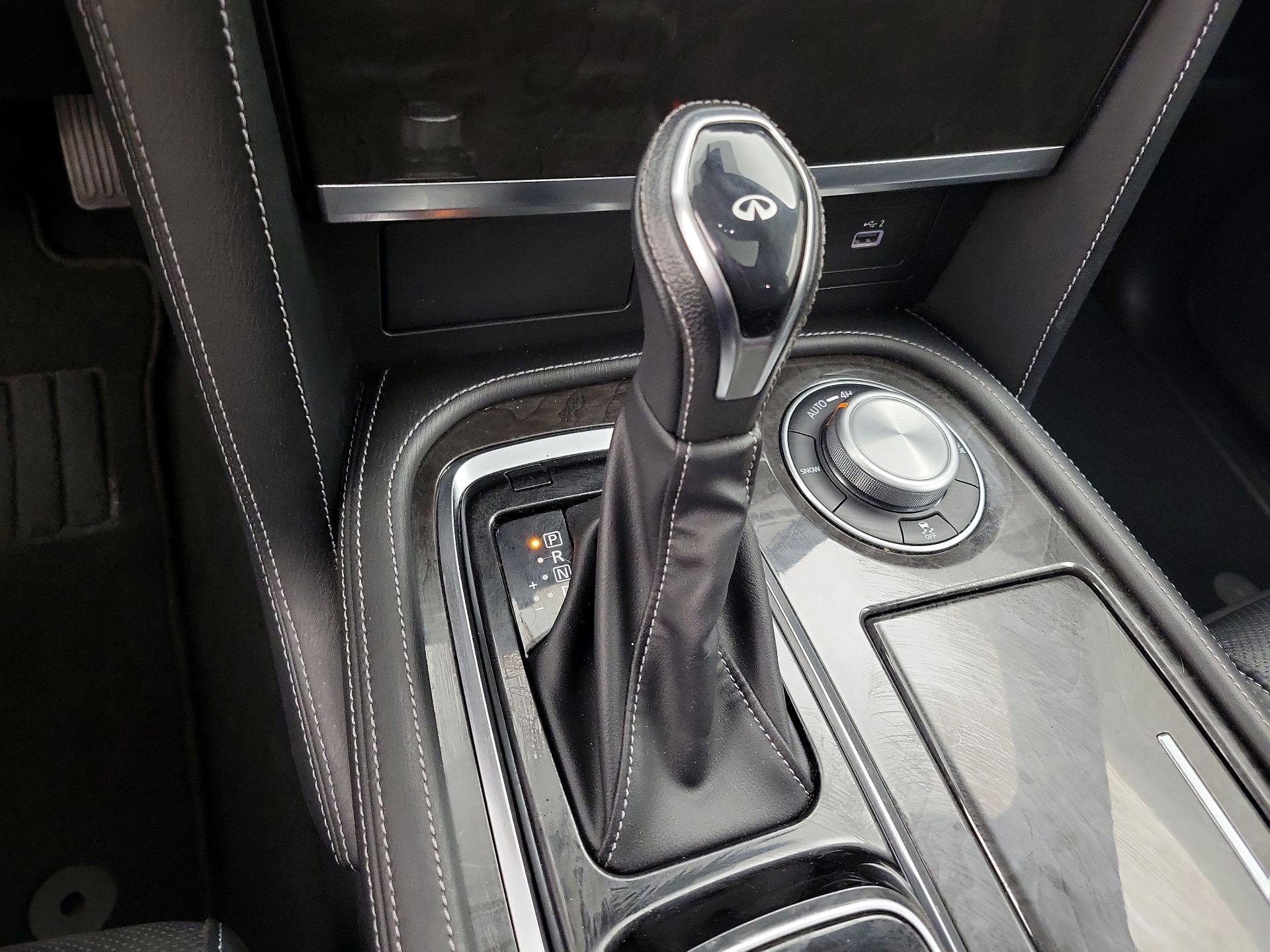 Thumbnail: 2024 INFINITI QX80 - 18