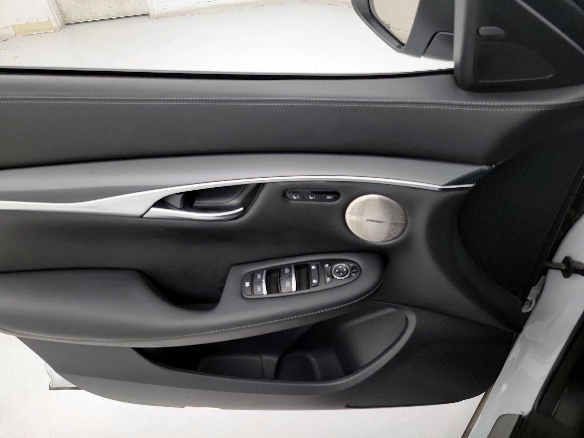 Thumbnail: 2023 INFINITI QX50 - 12