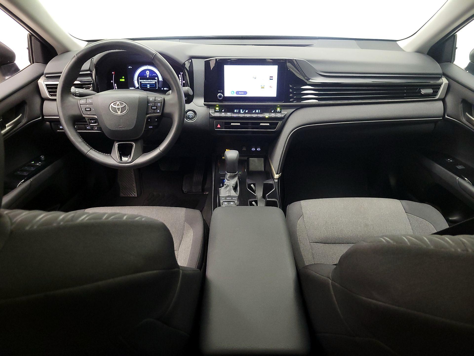 Thumbnail: 2025 Toyota Camry - 9