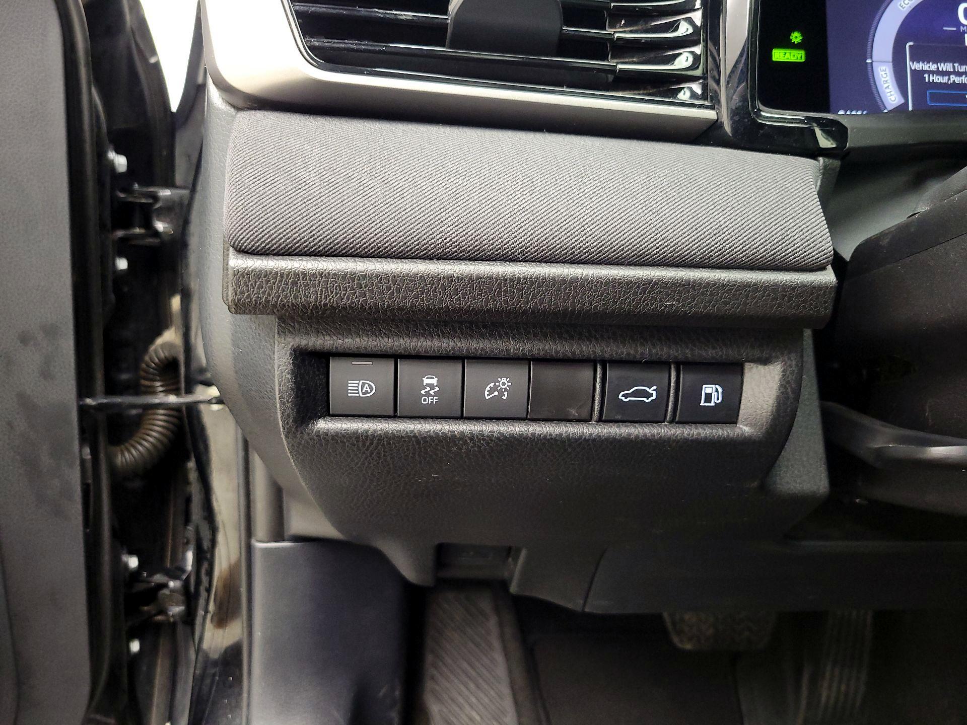 Thumbnail: 2025 Toyota Camry - 13