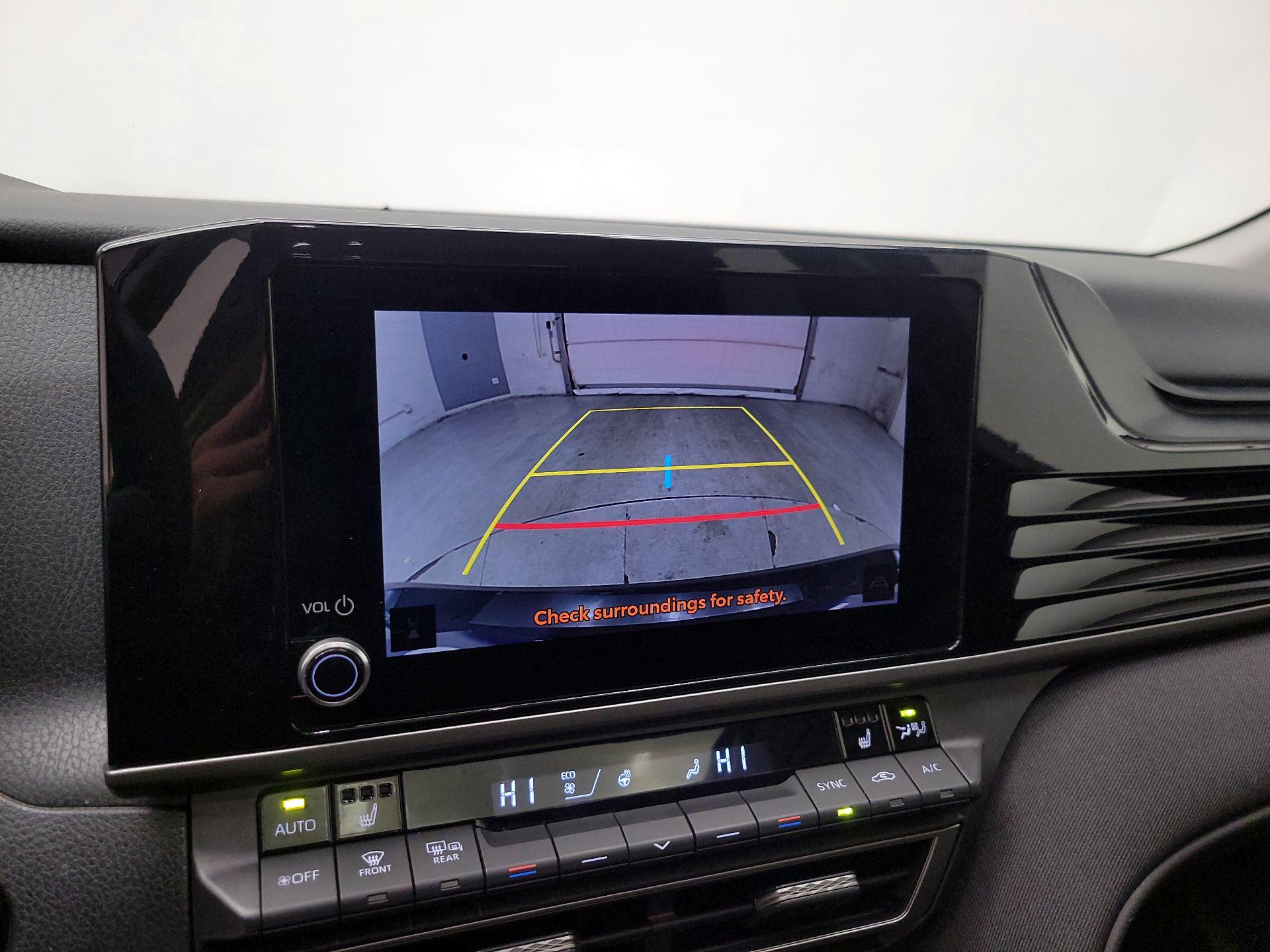 Thumbnail: 2025 Toyota Camry - 14