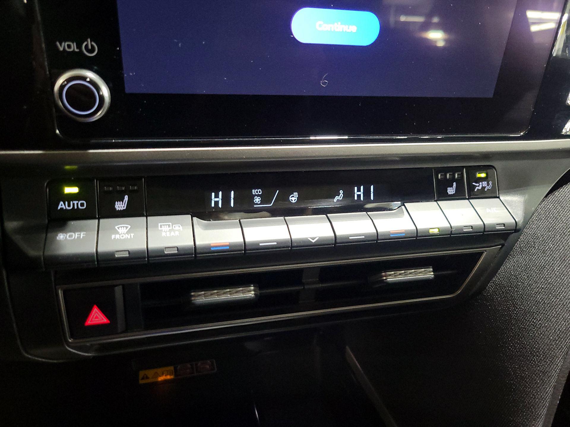 Thumbnail: 2025 Toyota Camry - 16