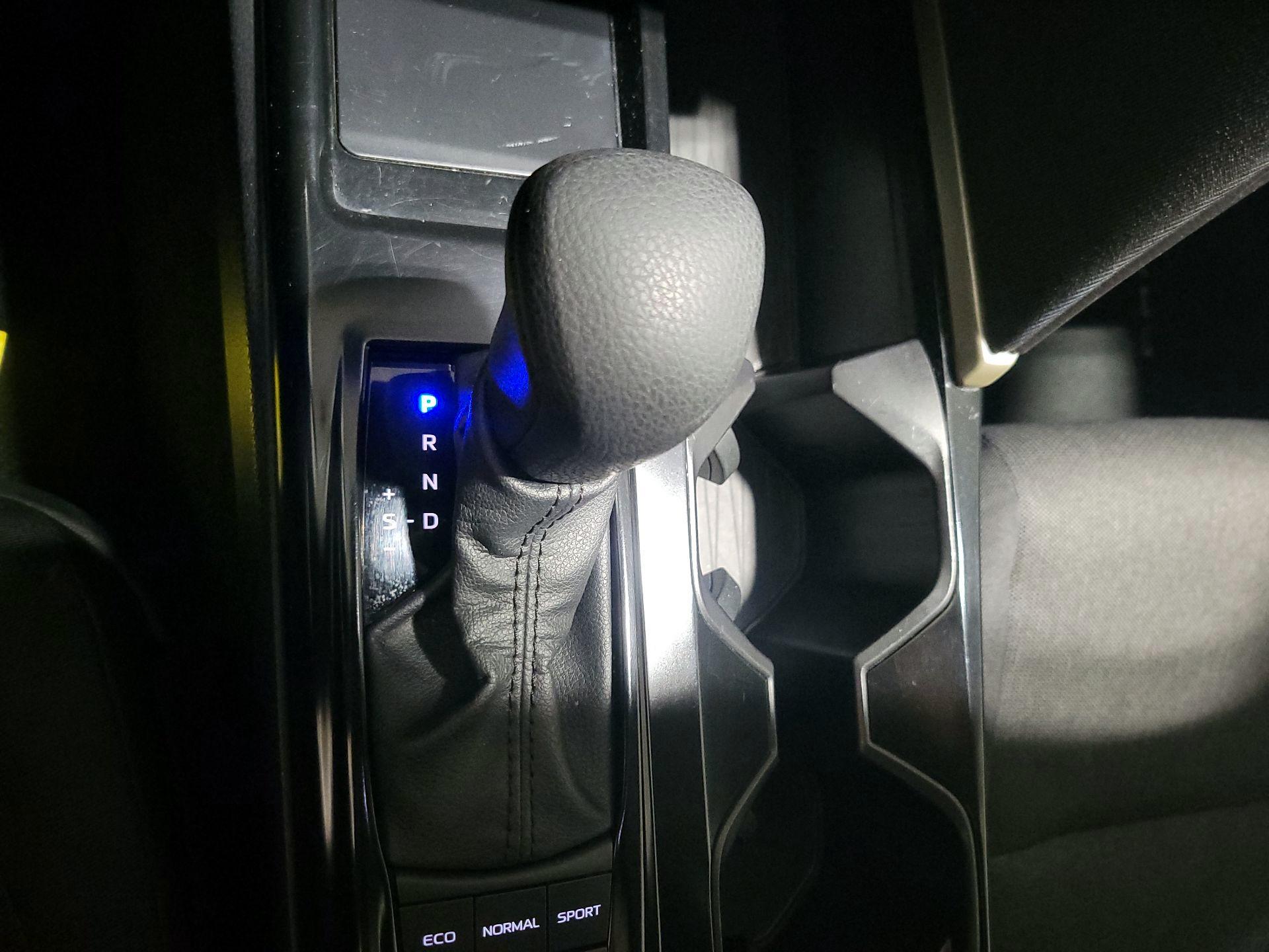 Thumbnail: 2025 Toyota Camry - 17