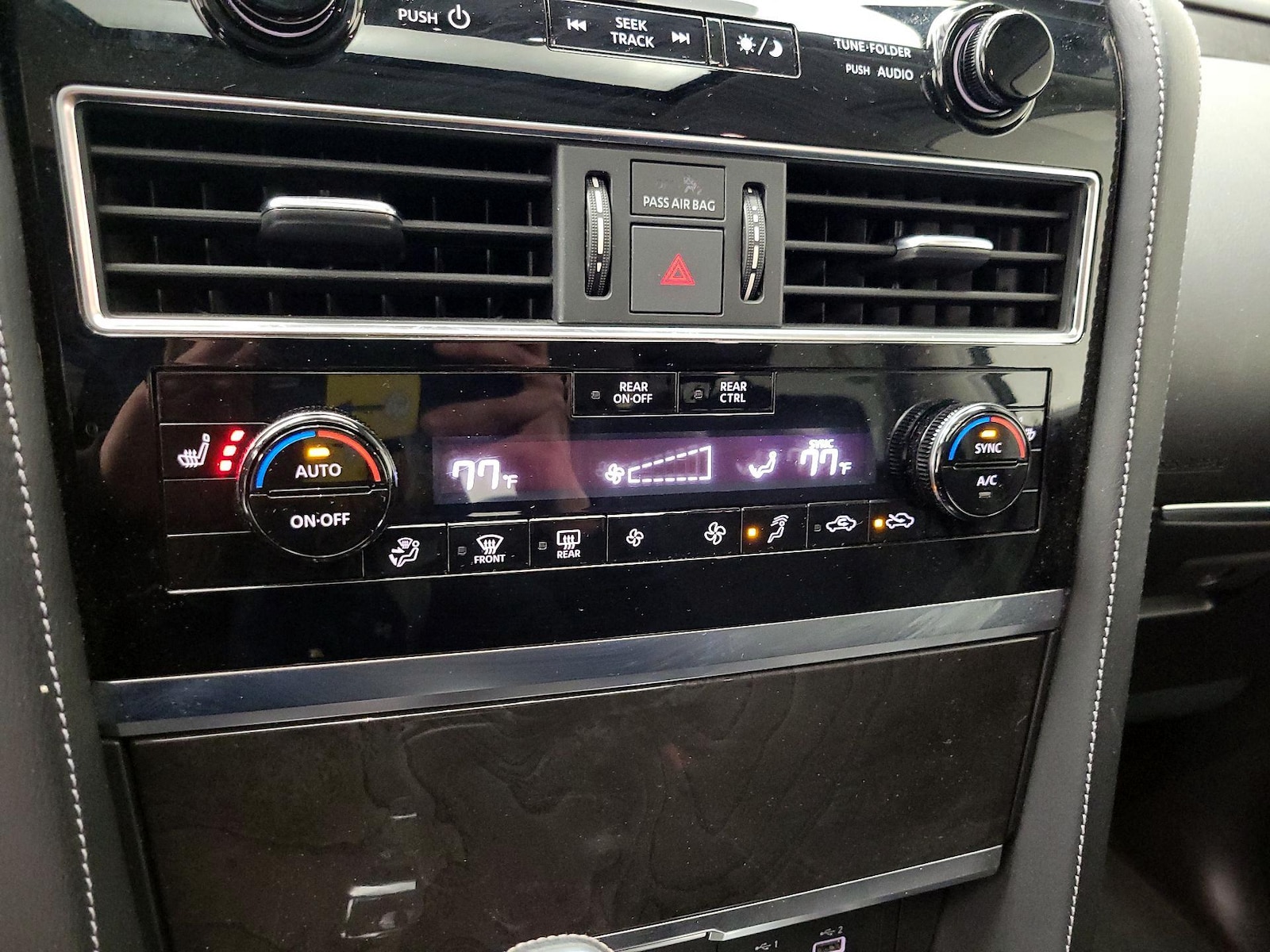 2024 INFINITI QX80 Luxe 4WD - Photo 18