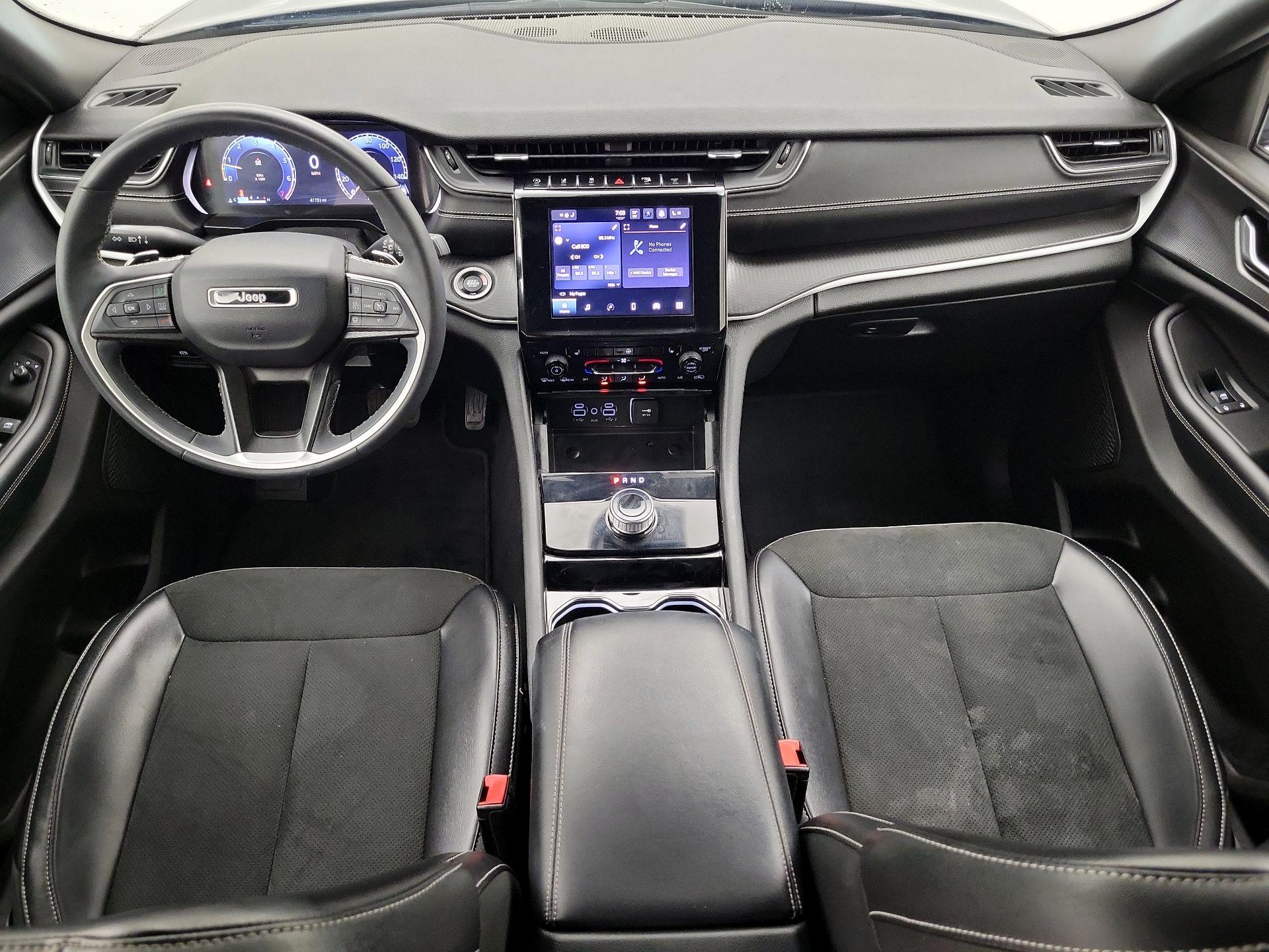 Thumbnail: 2023 Jeep Grand Cherokee L - 9