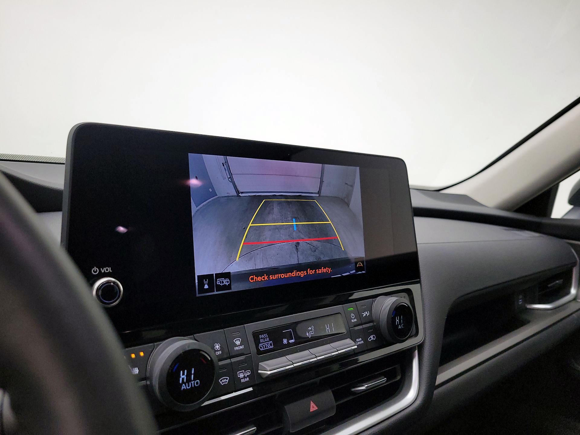 Thumbnail: 2025 Toyota Grand Highlander - 15