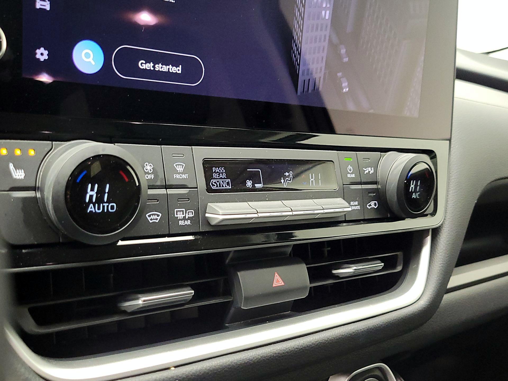 Thumbnail: 2025 Toyota Grand Highlander - 17