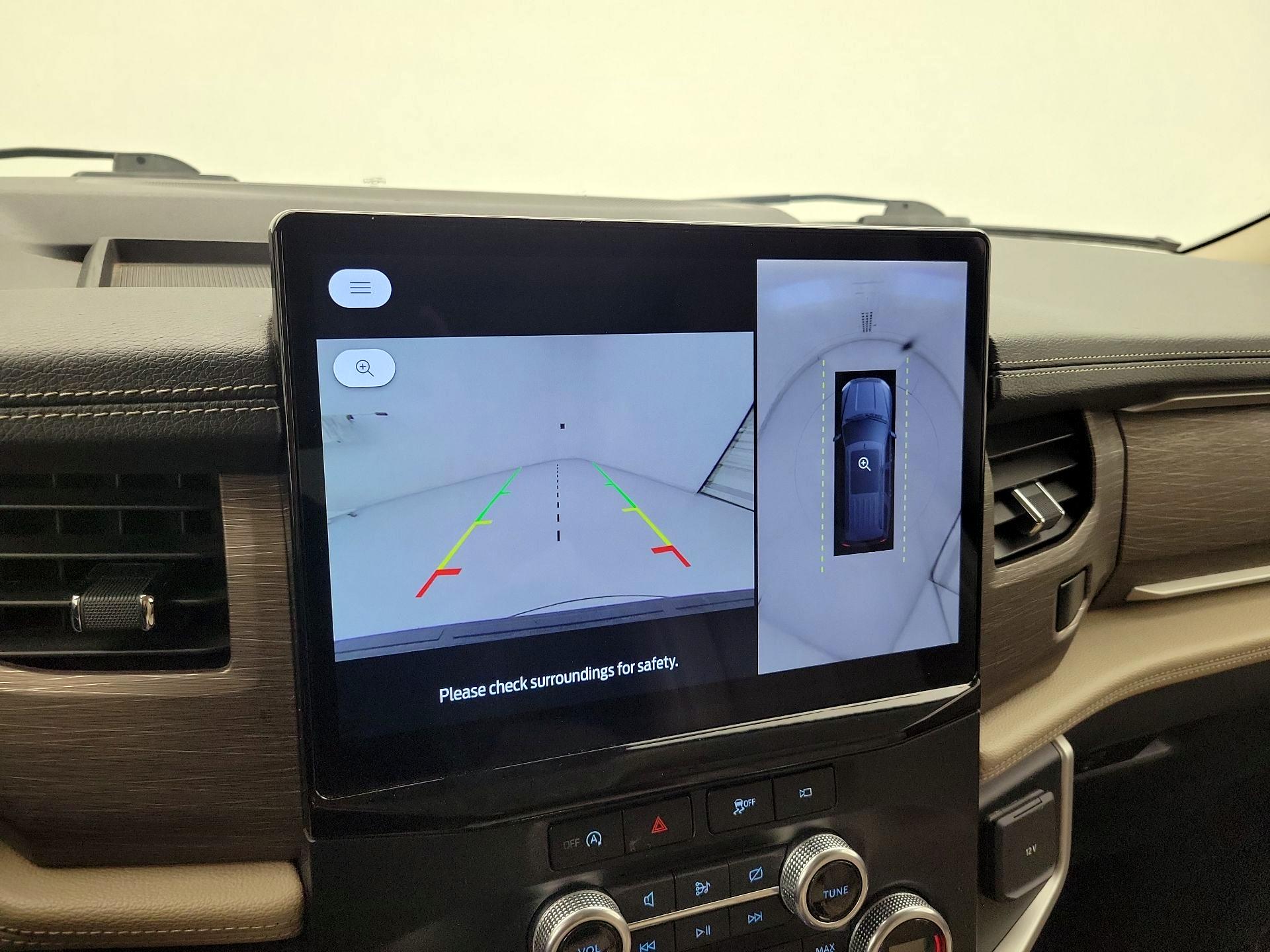 Thumbnail: 2024 Ford Expedition - 15