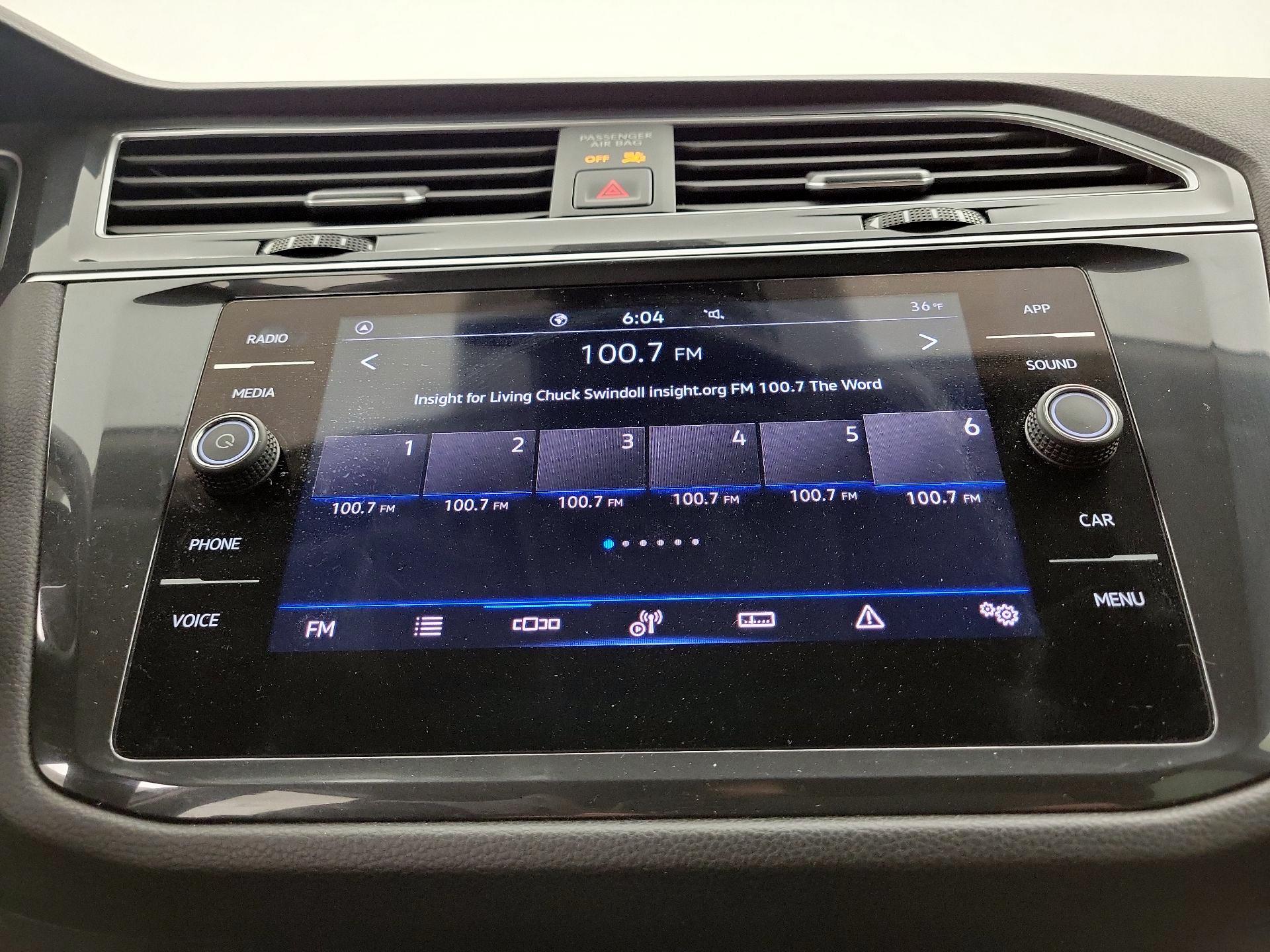 Thumbnail: 2024 Volkswagen Tiguan - 15