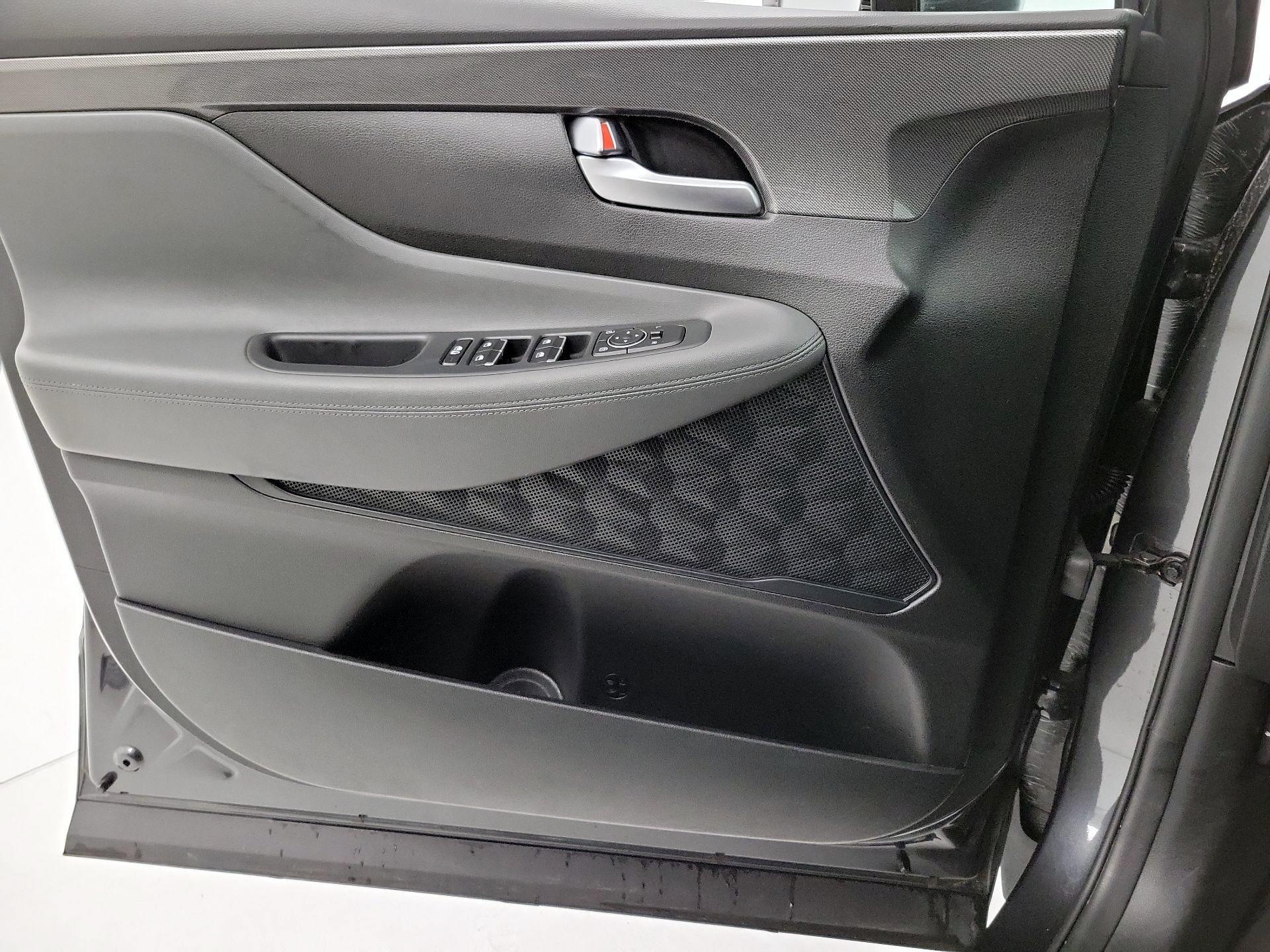 Thumbnail: 2023 Hyundai Santa Fe - 12