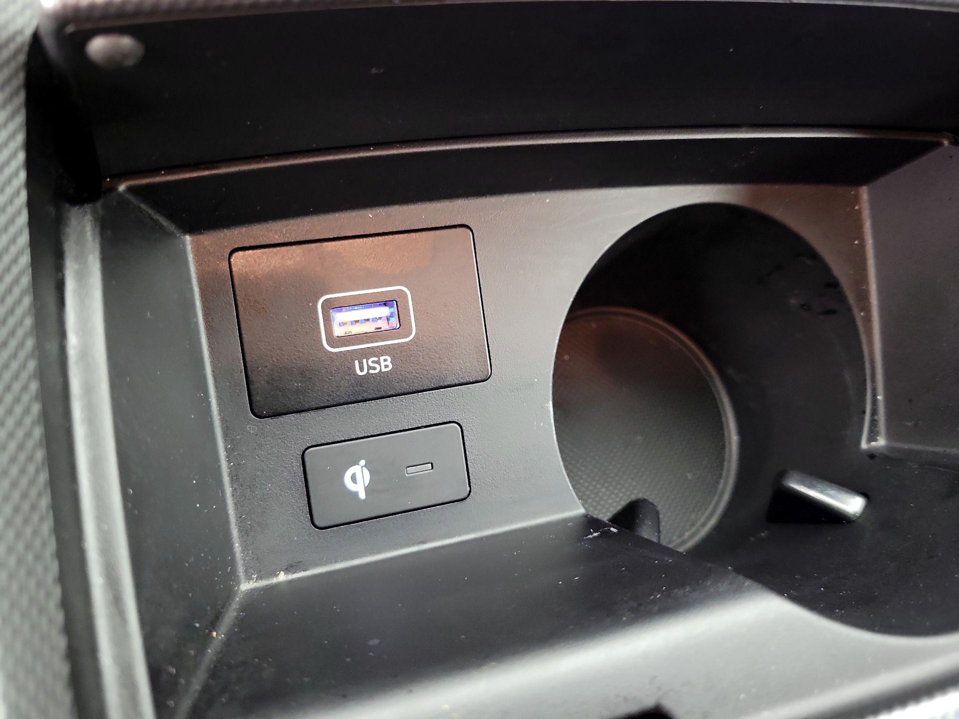 Thumbnail: 2023 Hyundai Santa Fe - 19