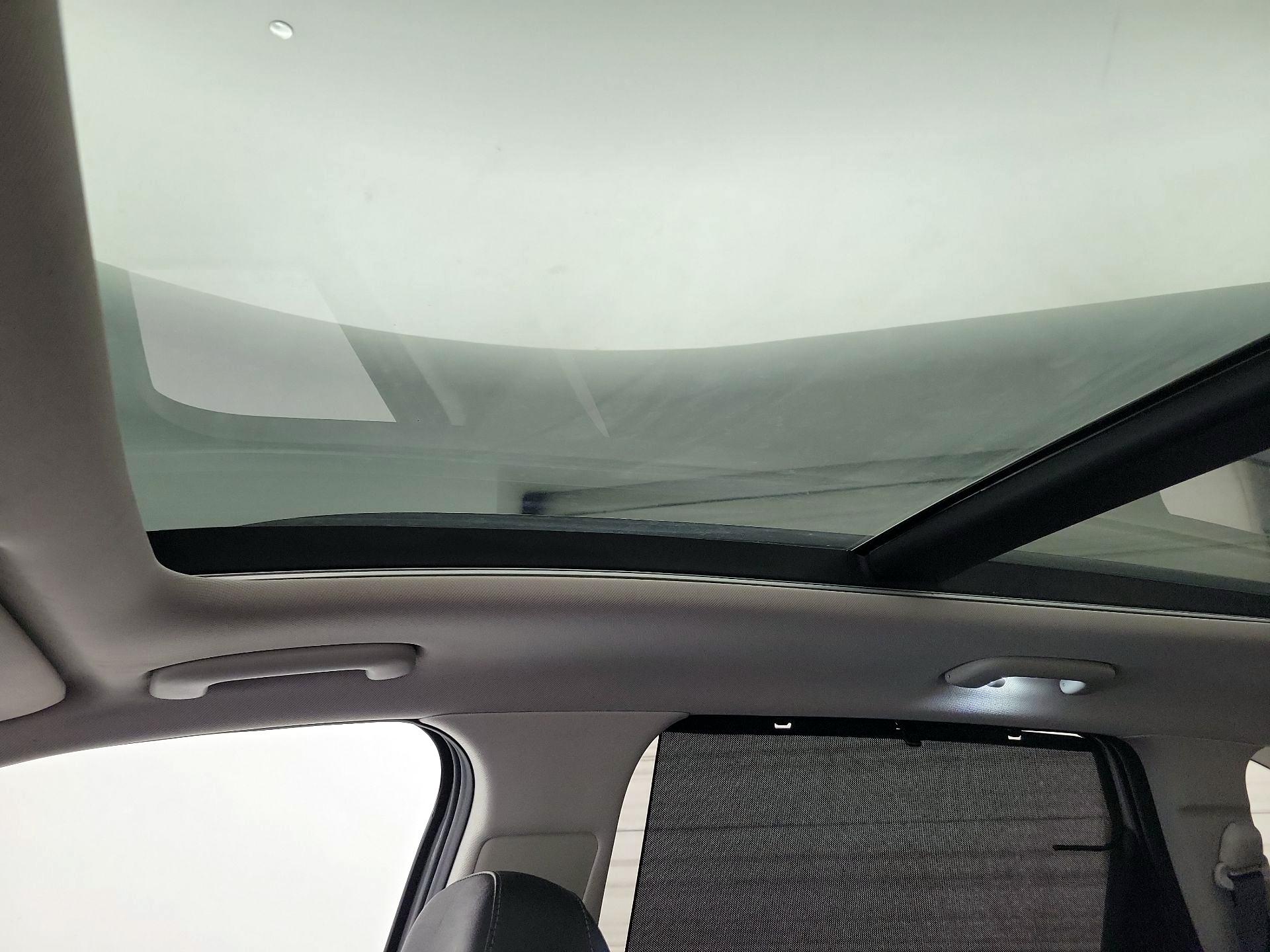 Thumbnail: 2023 Kia Sorento - 20