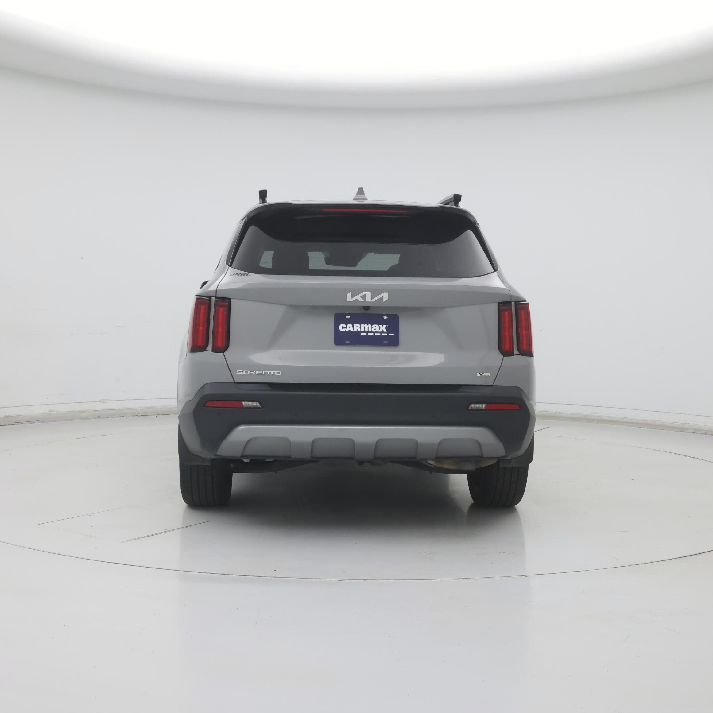 Thumbnail: 2023 Kia Sorento - 6