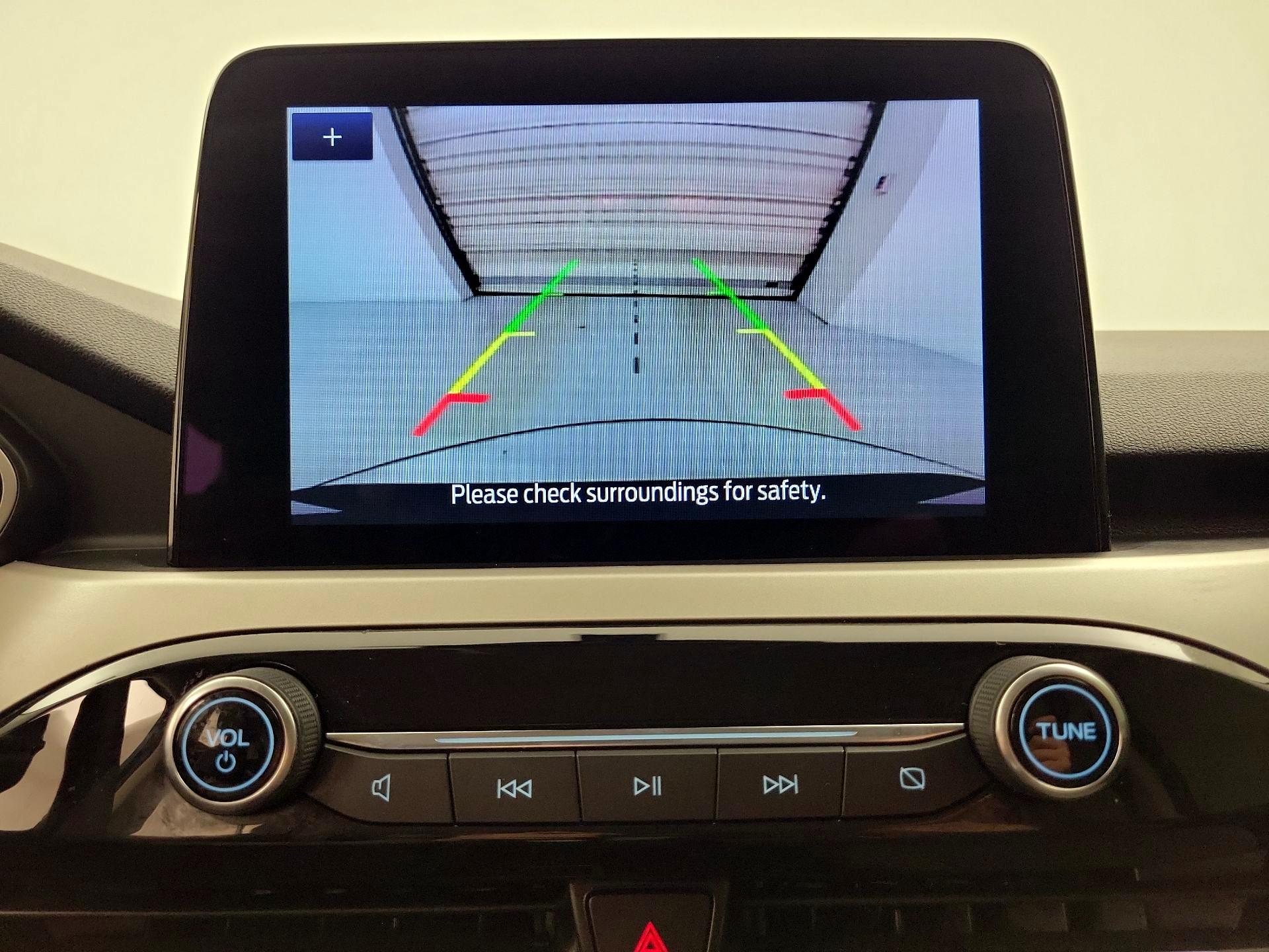 Thumbnail: 2022 Ford Escape - 14