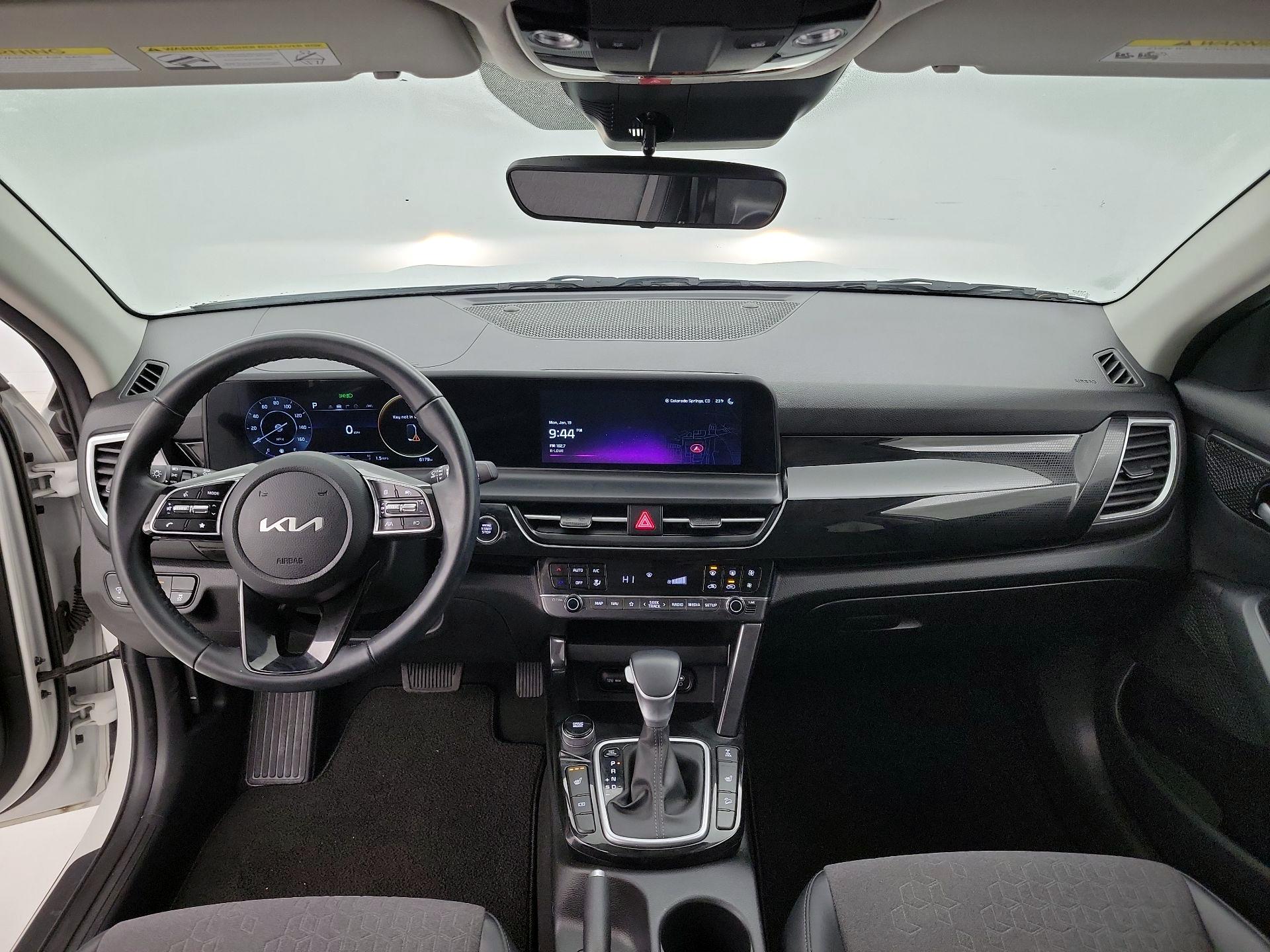 Thumbnail: 2024 Kia Seltos - 9