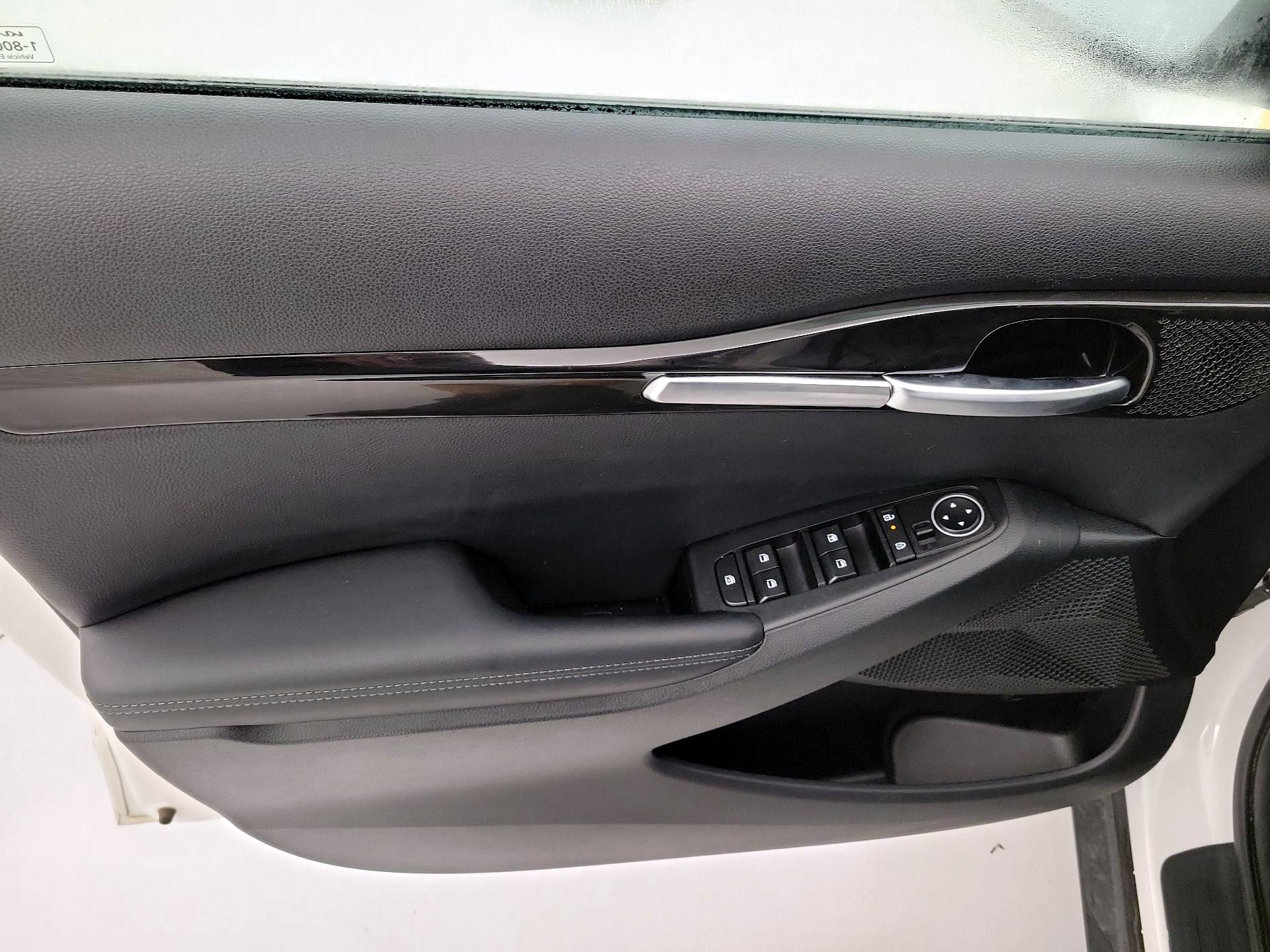 Thumbnail: 2024 Kia Seltos - 12