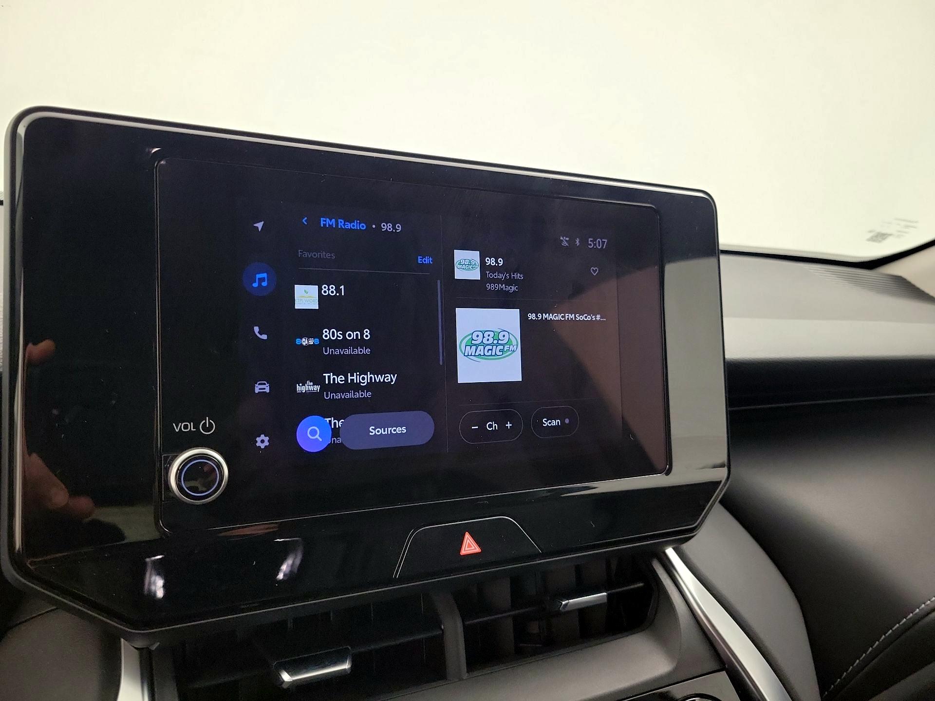 Thumbnail: 2024 Toyota Venza - 15