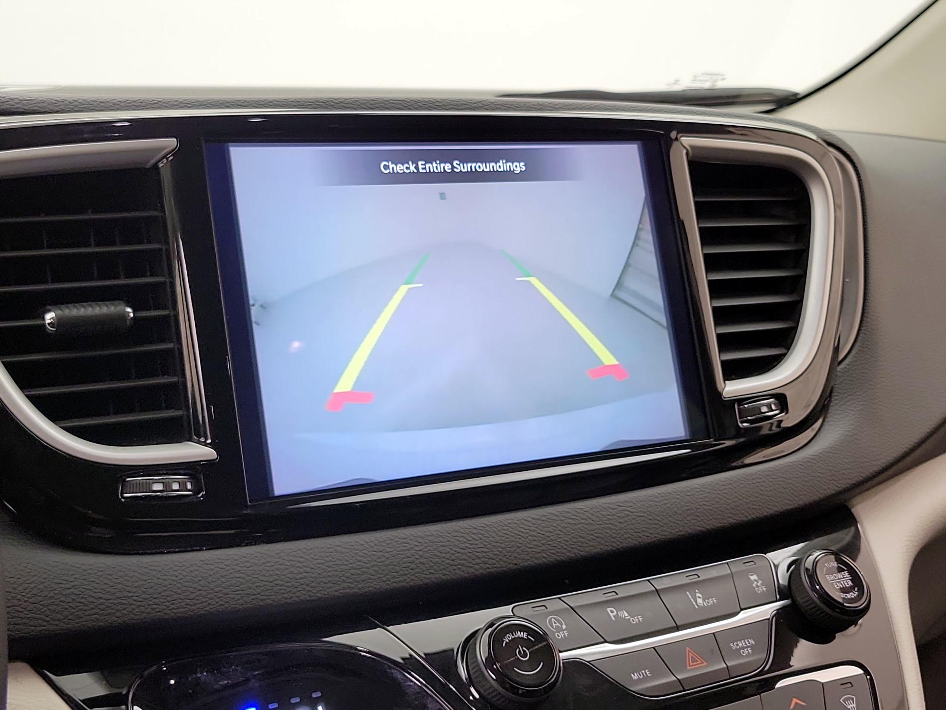 Thumbnail: 2023 Chrysler Pacifica - 14