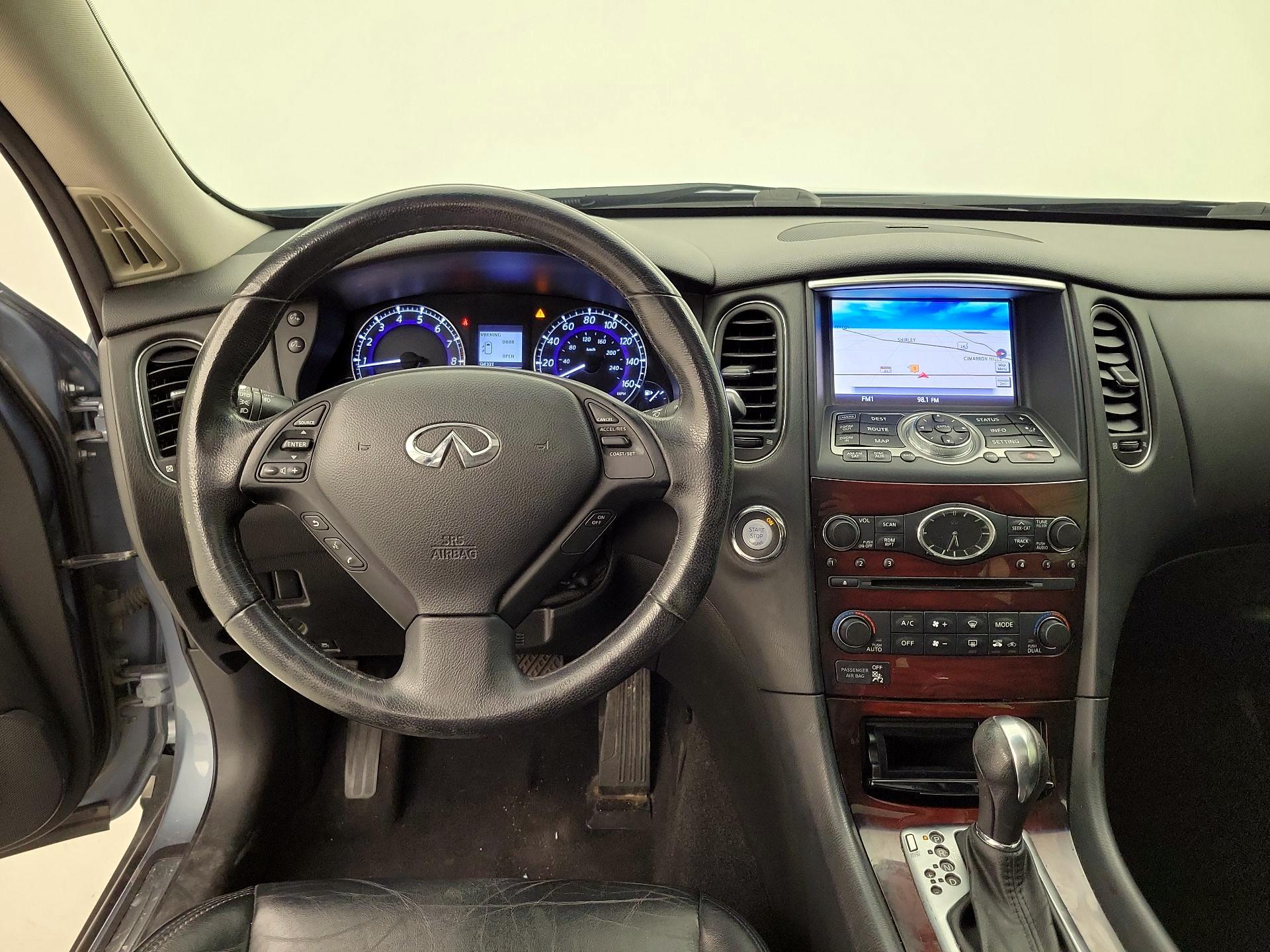 Thumbnail: 2017 INFINITI QX50 - 10