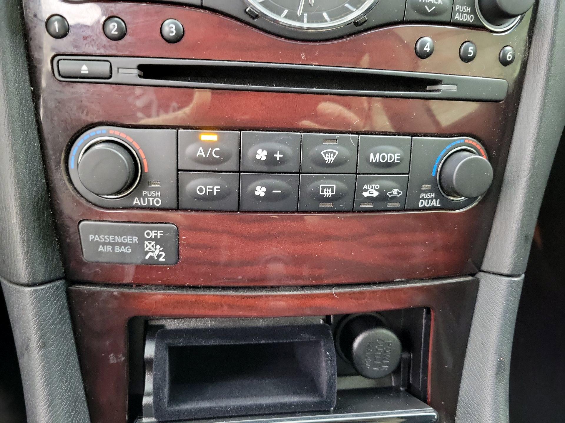 Thumbnail: 2017 INFINITI QX50 - 16