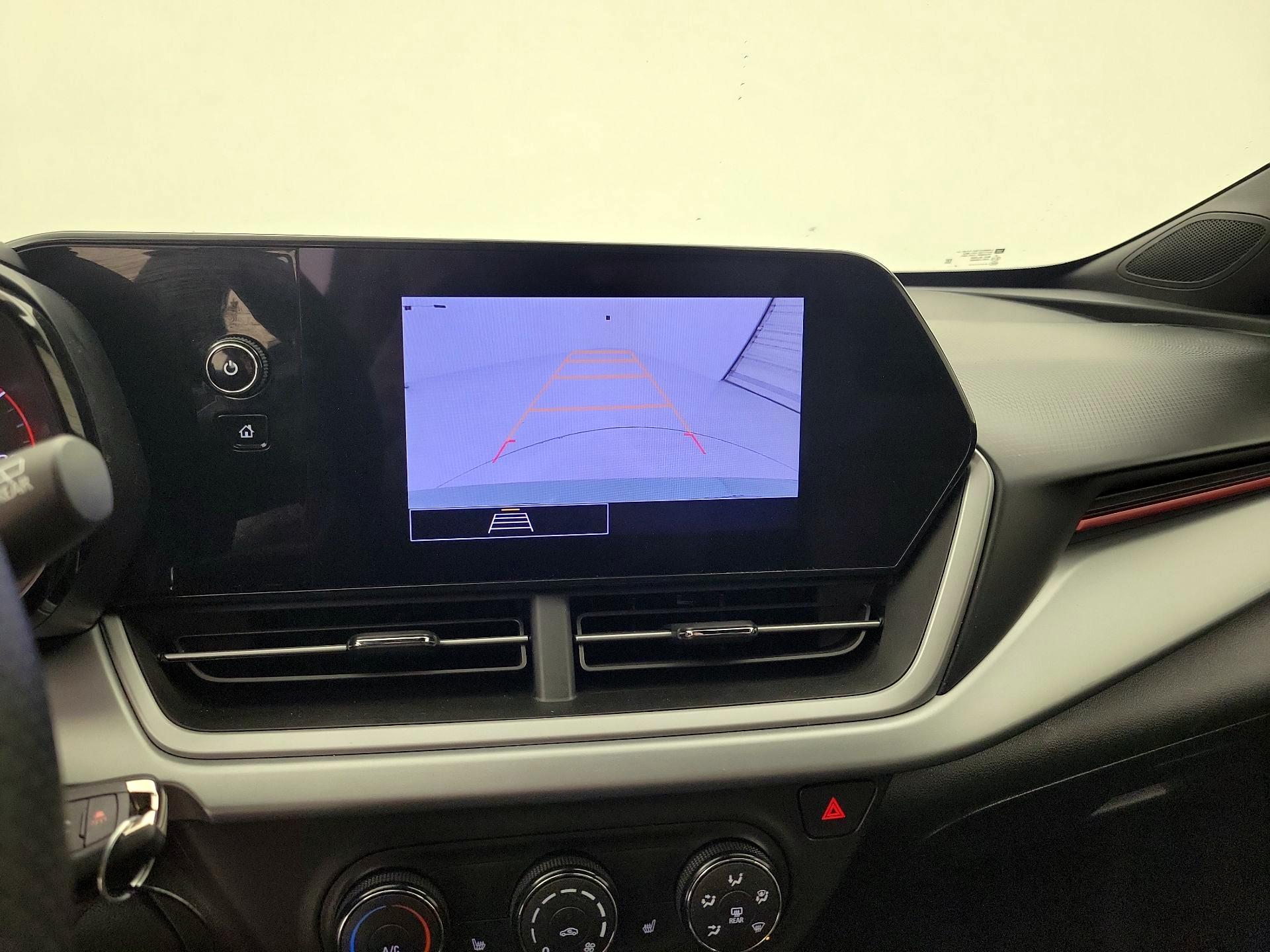 Thumbnail: 2024 Chevrolet Trax - 14