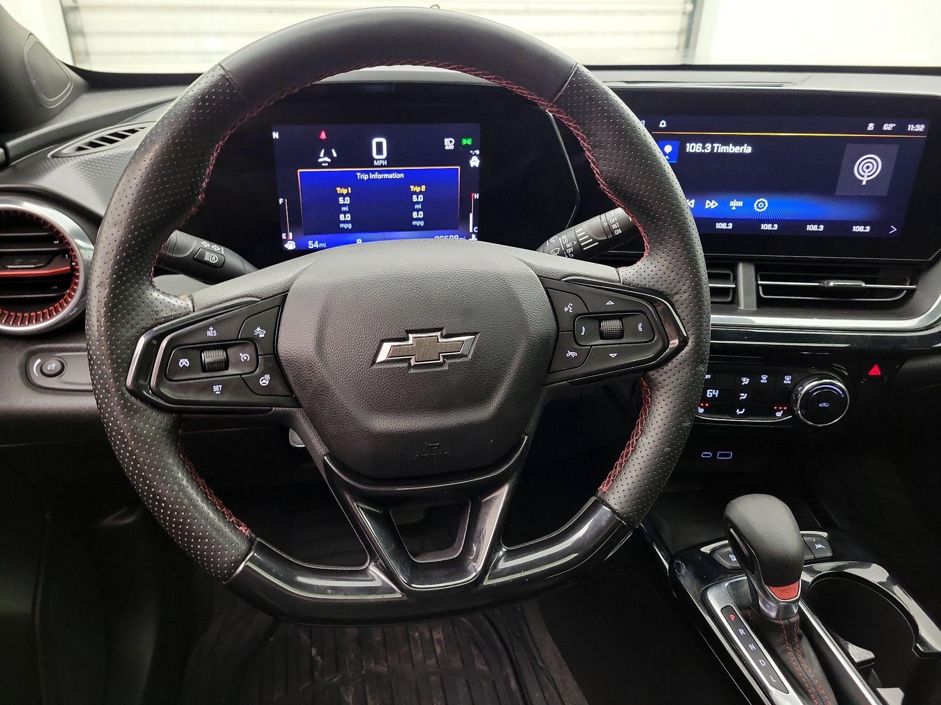 Thumbnail: 2025 Chevrolet Trax - 10