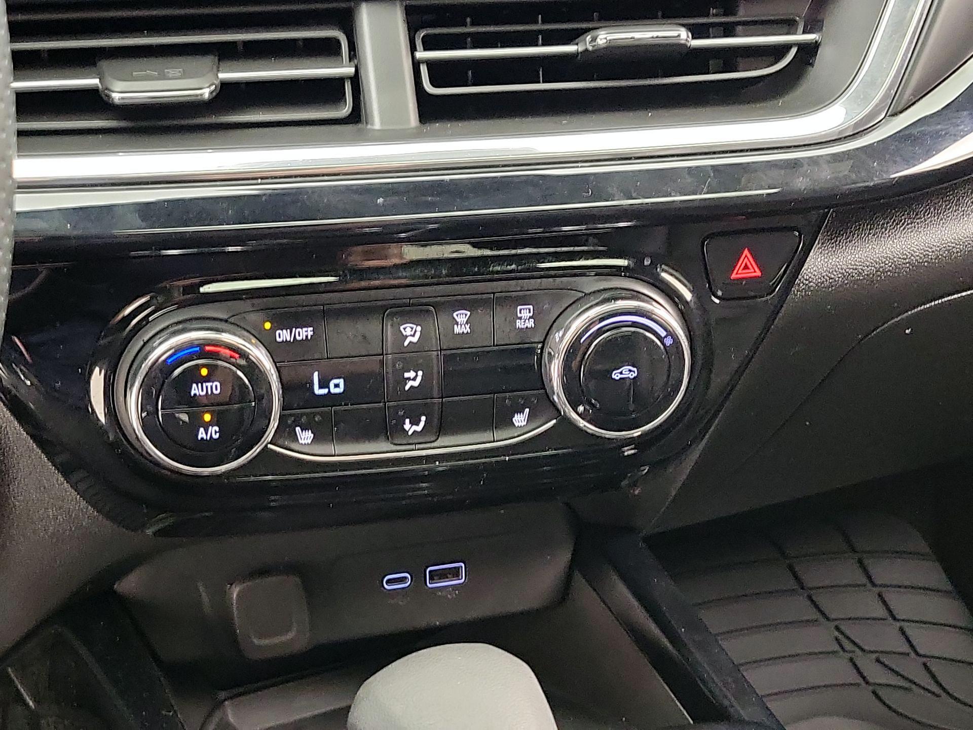 Thumbnail: 2025 Chevrolet Trax - 16